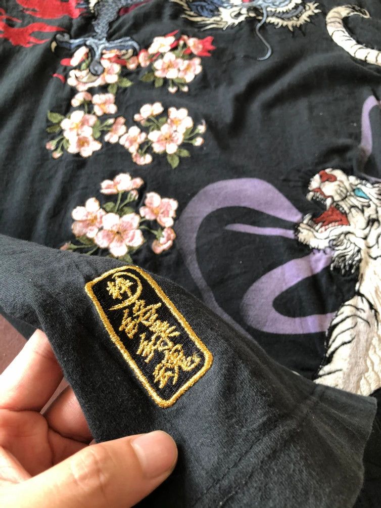 Japanese Brand VINTAGE OVERSIZED SUKAJAN EMBROIDERIES TEE Size US XXL / EU 58 / 5 - 4 Thumbnail