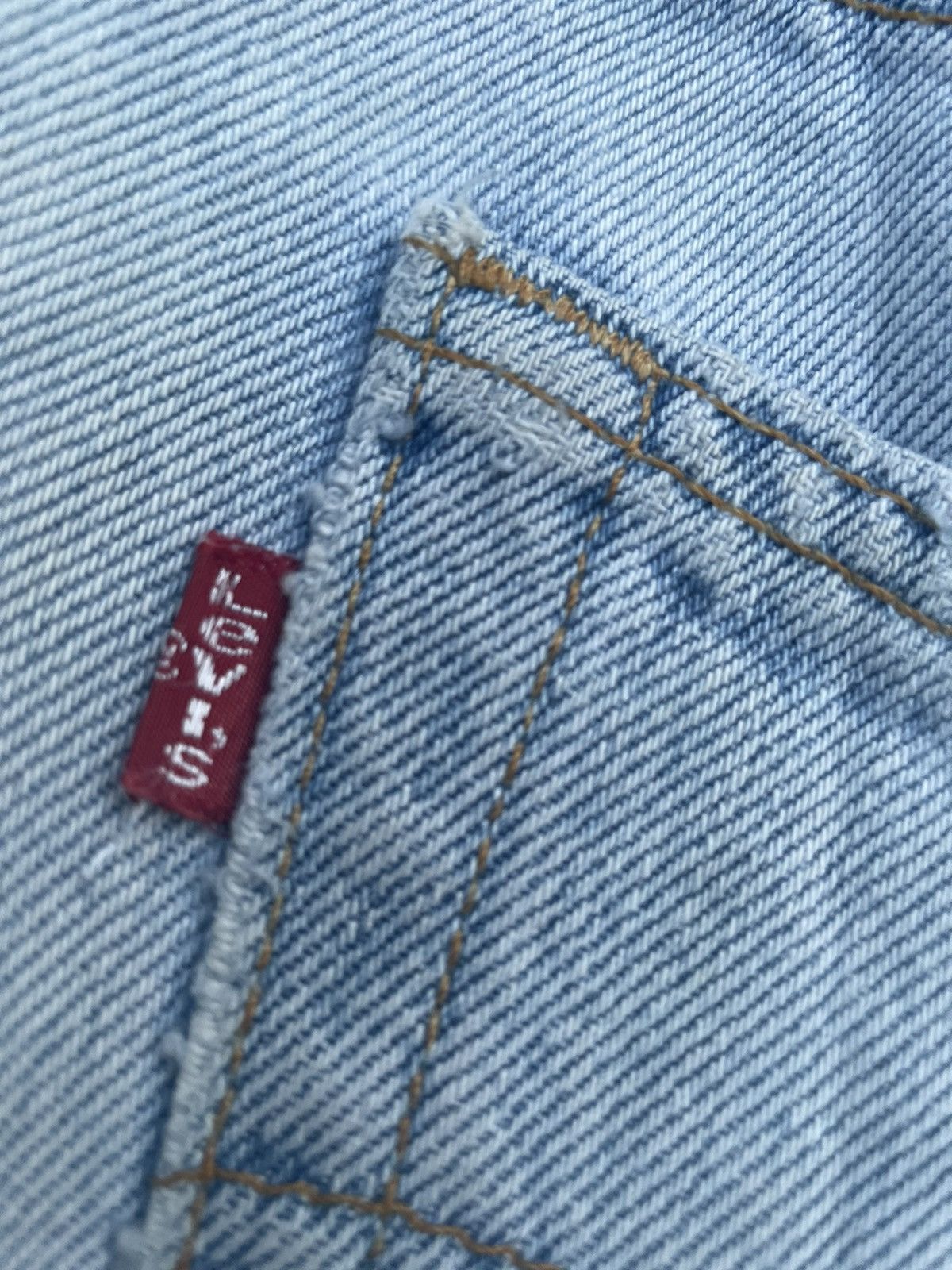 Levi's × Vintage Vintage Levi’s 501 2000 Usa Aging Distressed Custom Size US 35 - 11 Thumbnail