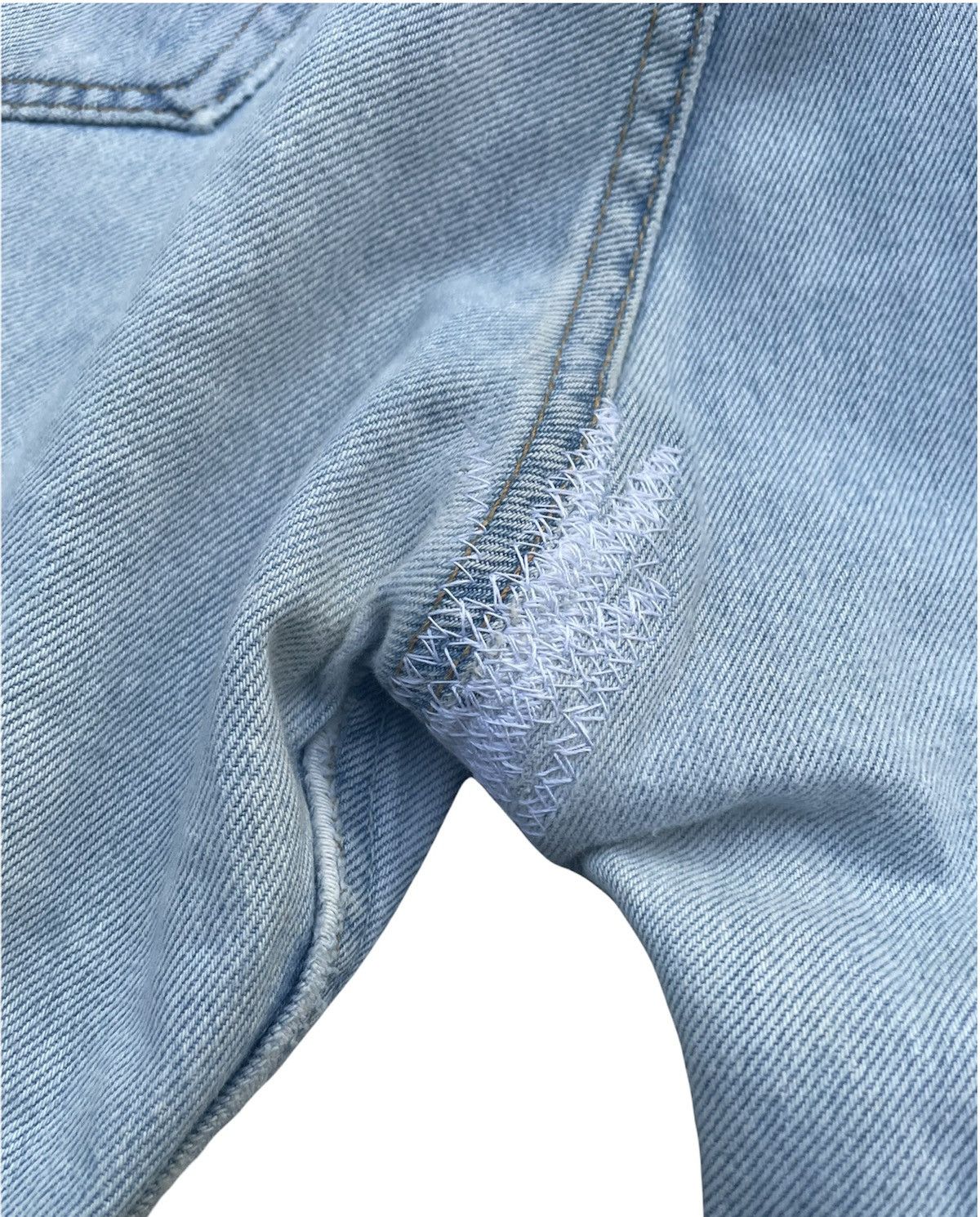 Levi's × Vintage Vintage Levi’s 501 2000 Usa Aging Distressed Custom Size US 35 - 8 Thumbnail