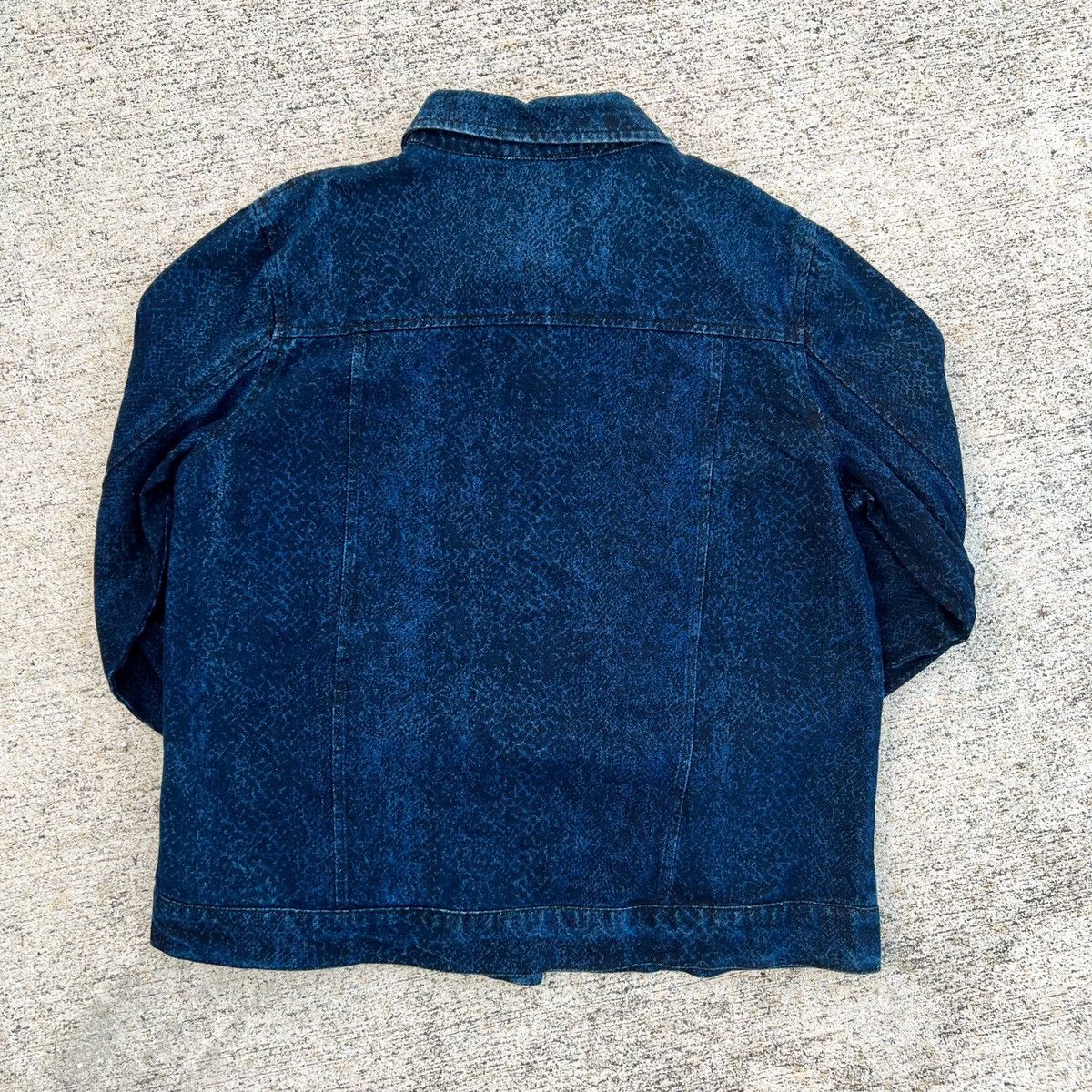 Vintage Vintage Light Denim Jacket Dark Acid Wash — L Size US L / EU 52-54 / 3 - 7 Thumbnail