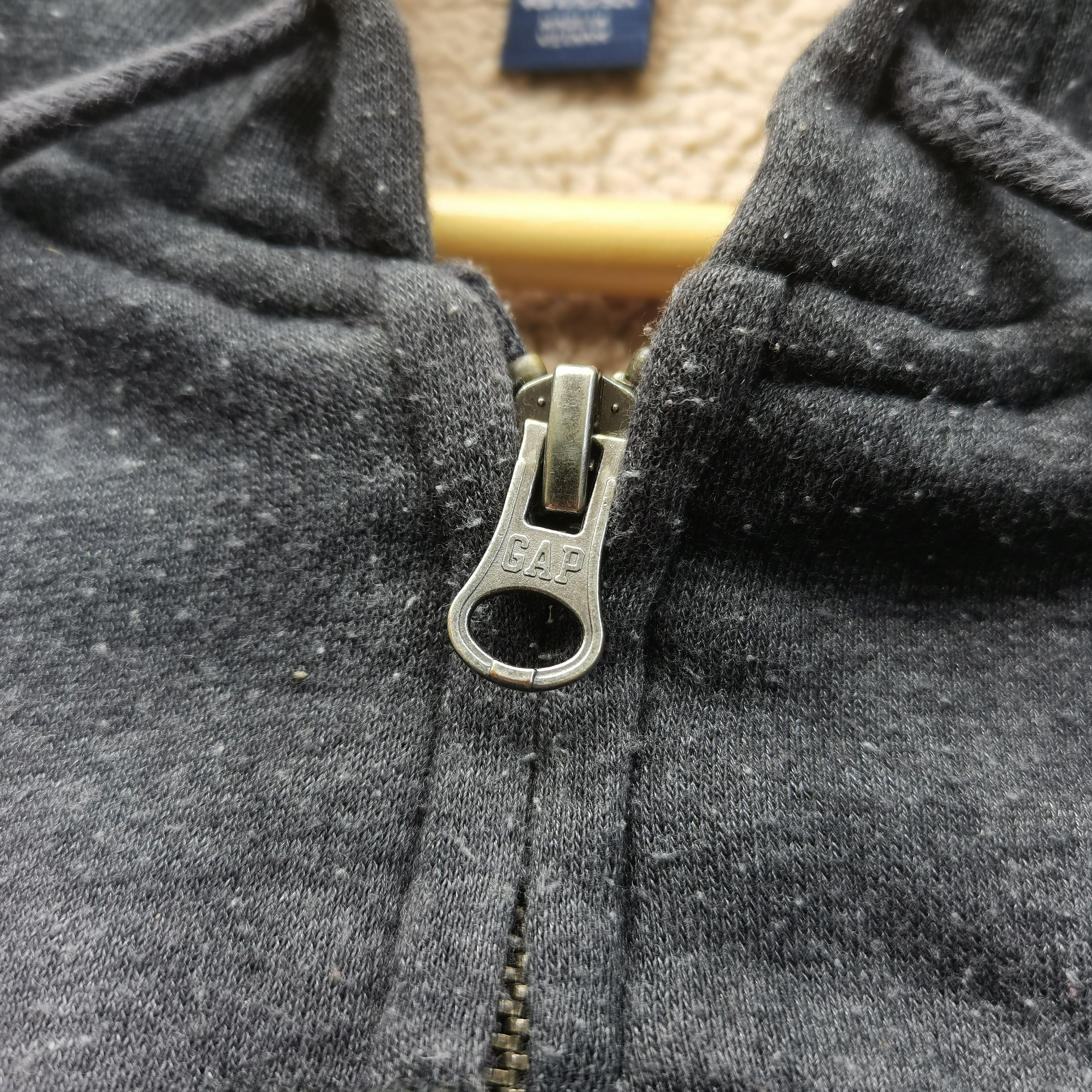 Gap × Vintage Vintage GAP Fleece Centre Logo Zipper Up Hoodie Jacket Size US S / EU 44-46 / 1 - 11 Thumbnail