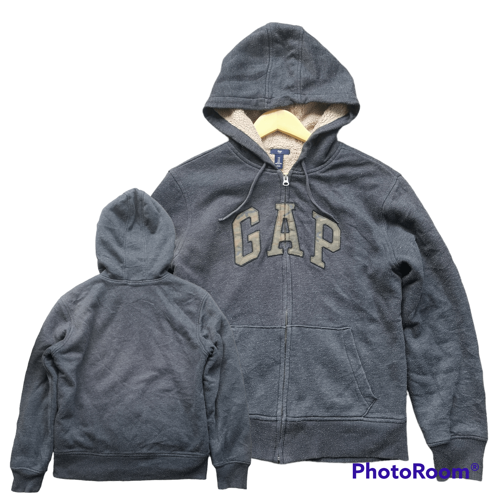 Gap × Vintage Vintage GAP Fleece Centre Logo Zipper Up Hoodie Jacket Size US S / EU 44-46 / 1 - 1 Thumbnail