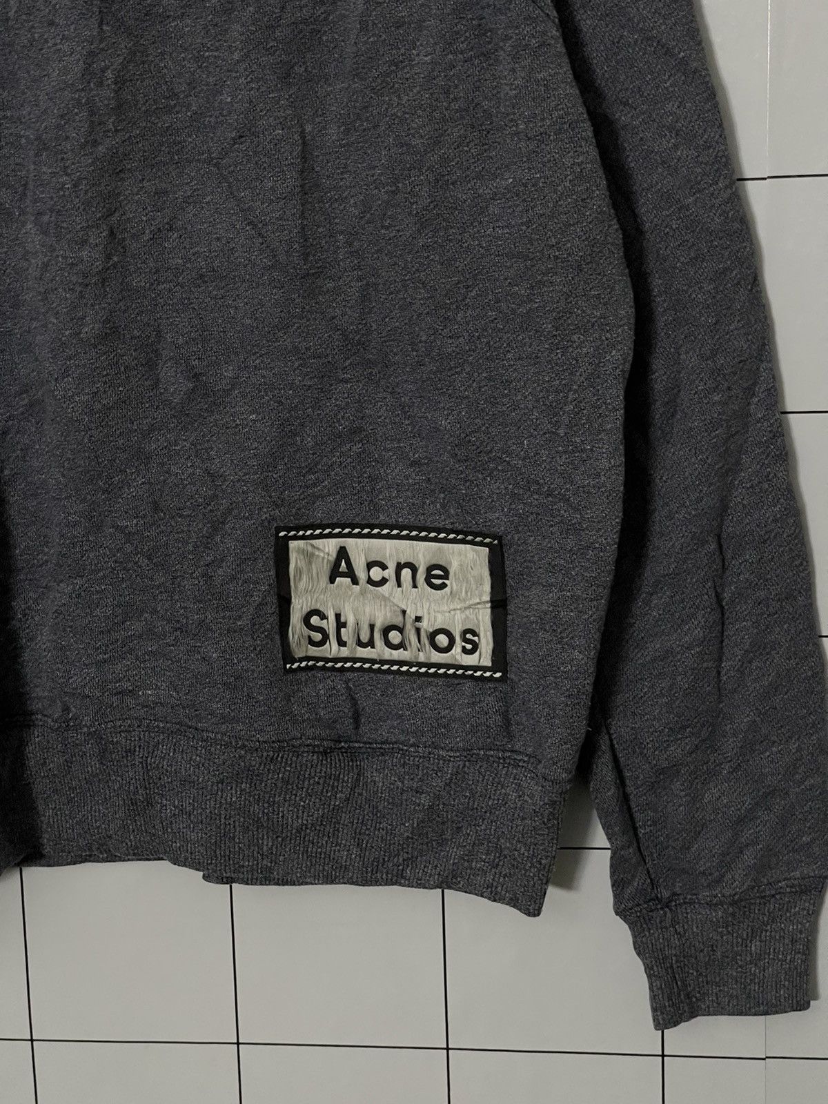 Acne Studios × Vintage Vintage Acne Studios Crewneck Logo Patch Sweatshirt Size US L / EU 52-54 / 3 - 3 Thumbnail