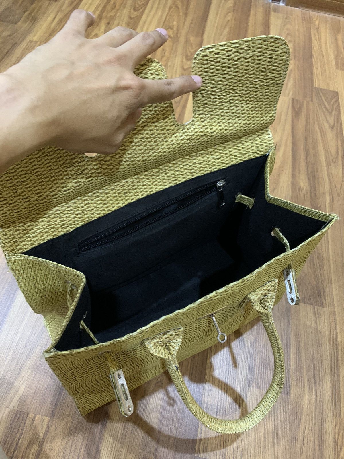 Handmade HANDMADE STRAW BIRKIN STYLE HANDBAG Size ONE SIZE - 6 Thumbnail