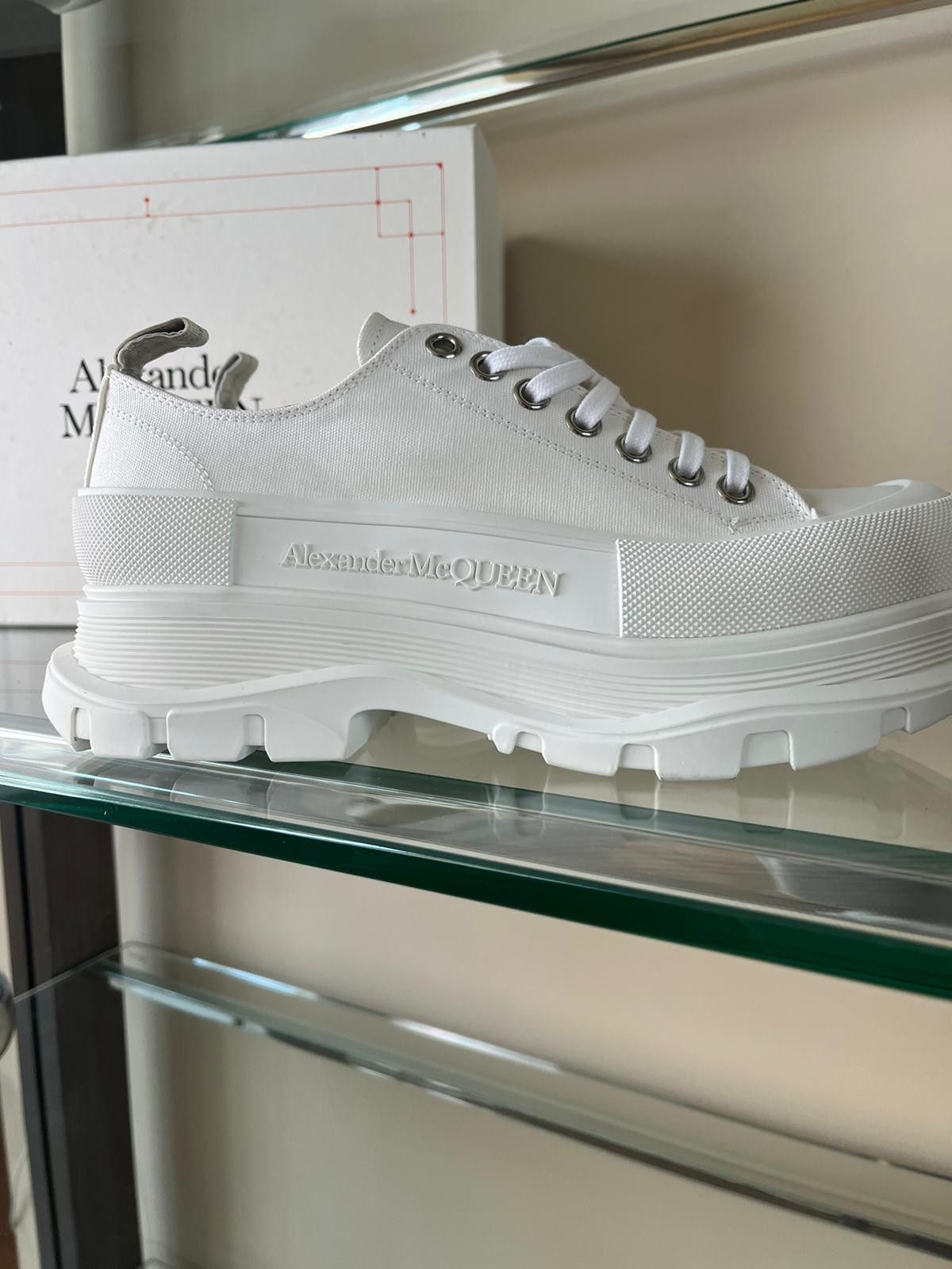 Alexander McQueen Treadslick LT Sneakers in Canvas in White Size US 10 / EU 43 - 4 Thumbnail