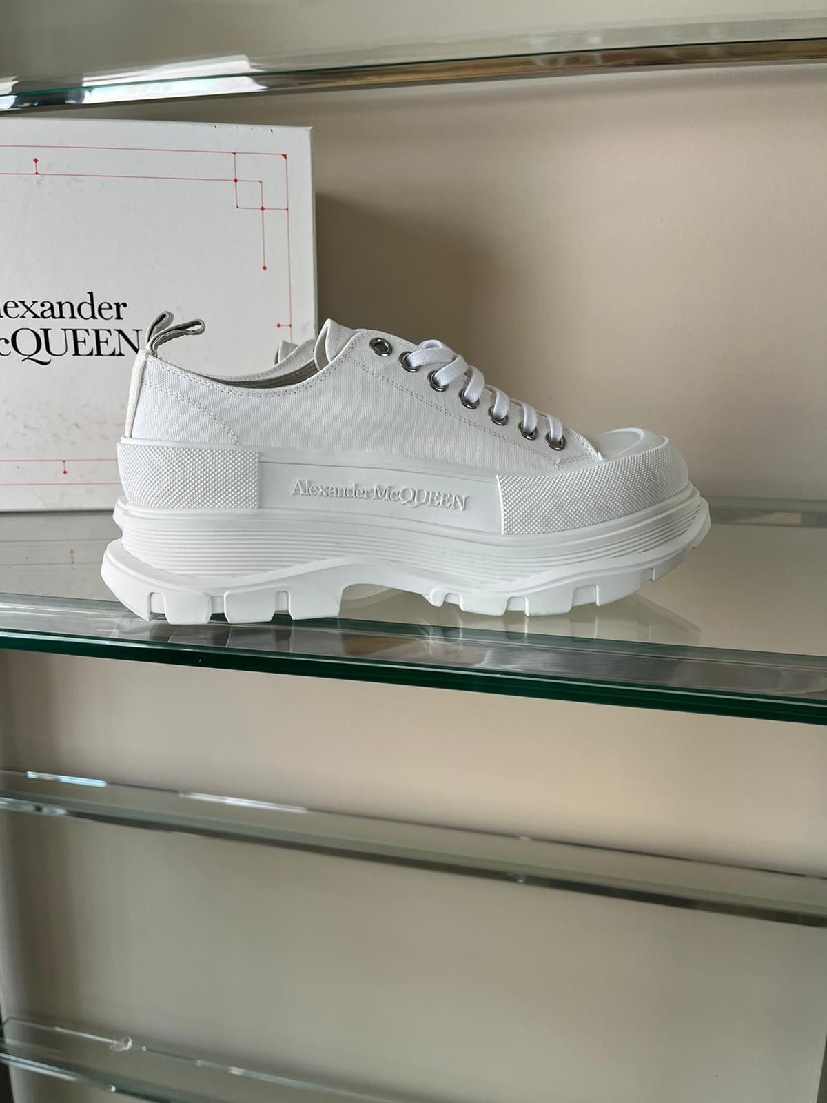 Alexander McQueen Treadslick LT Sneakers in Canvas in White Size US 10 / EU 43 - 2 Thumbnail