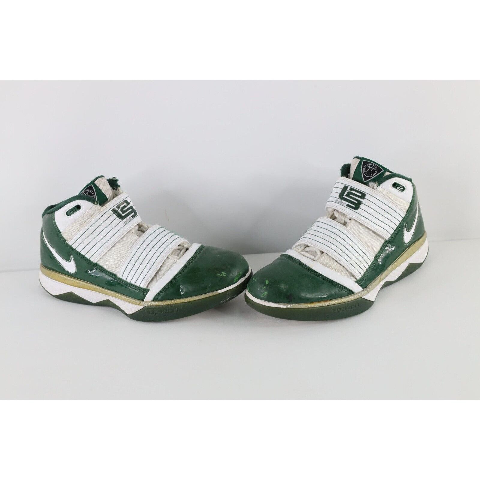 Vintage Nike Lebron James Zoom Soldier III Basketball Shoes