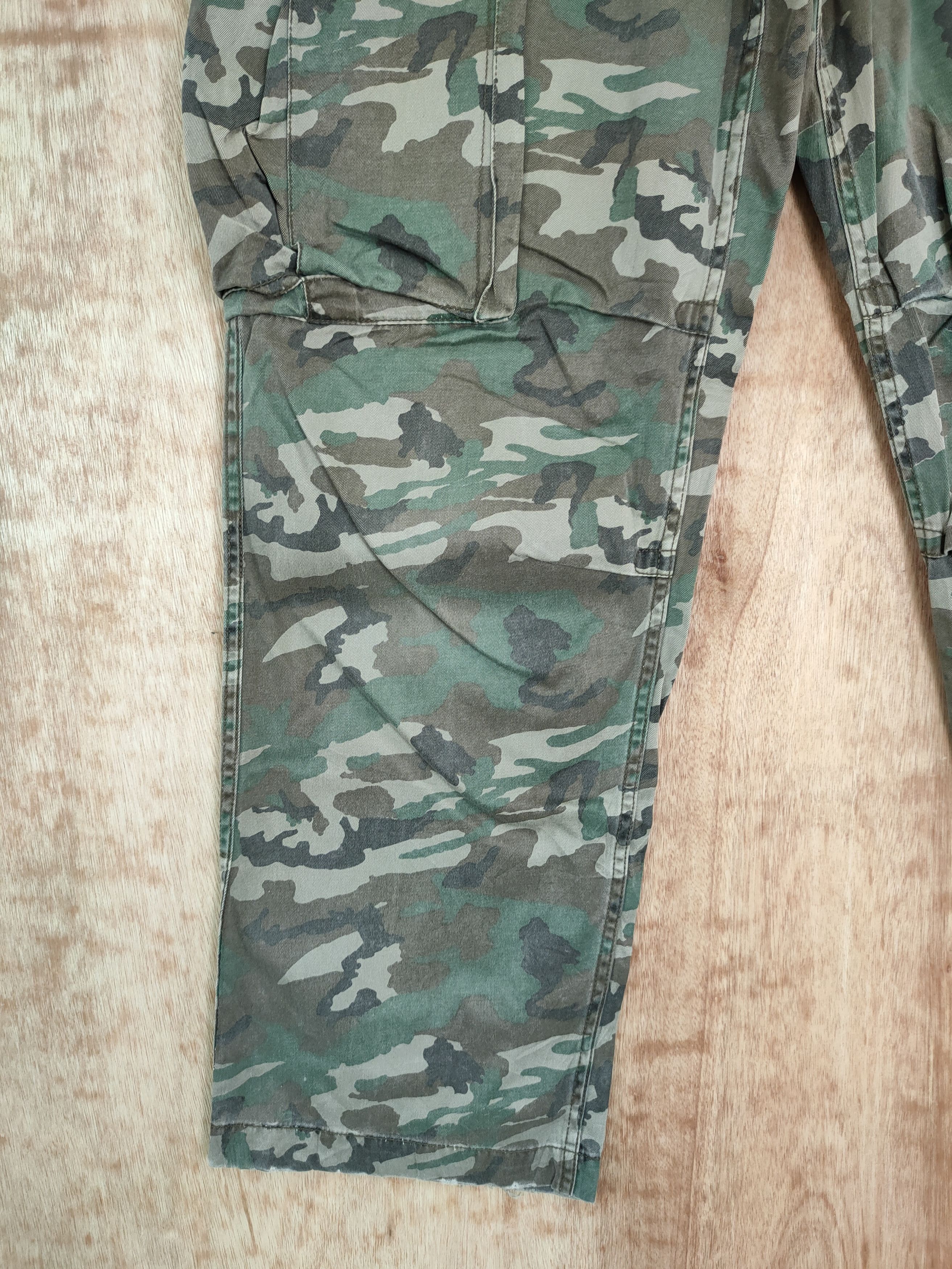 Japanese Brand DL R.c.c 986 camo military japan cargo pants #227 Size US 32 / EU 48 - 2 Thumbnail