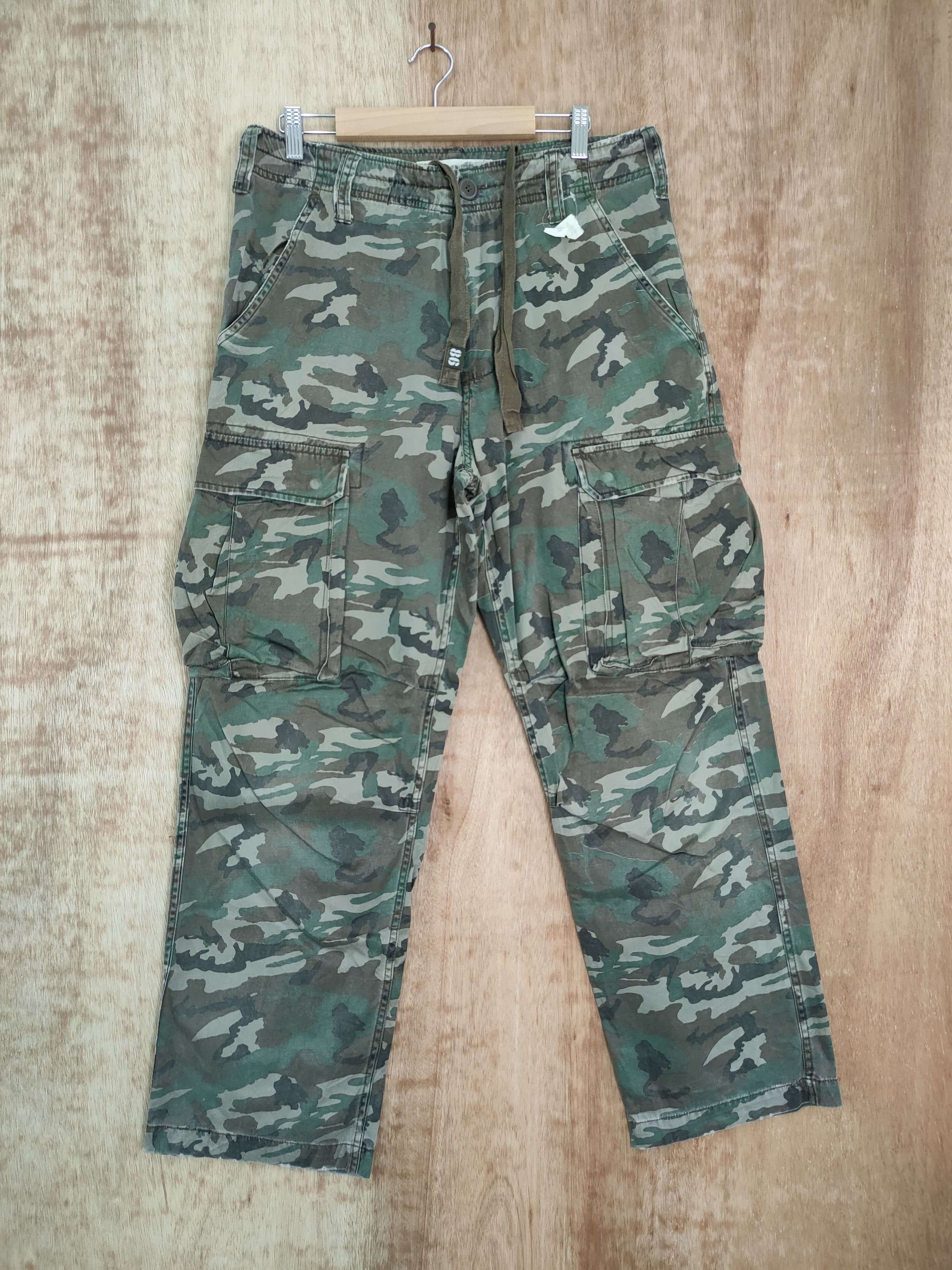 image of R.c.c 986 Camo Military Japan Cargo Pants 227, Men's (Size 32)