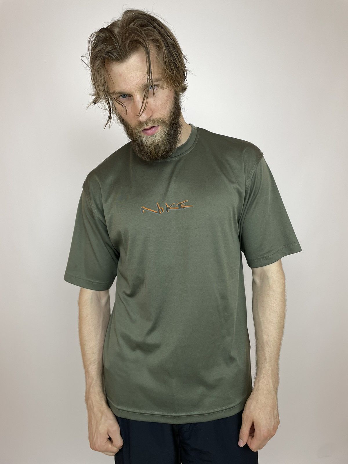 Vintage NIKE Vintage T-shirt Skateboarding style Mens 2XL Size US XXL / EU 58 / 5 - 3 Thumbnail