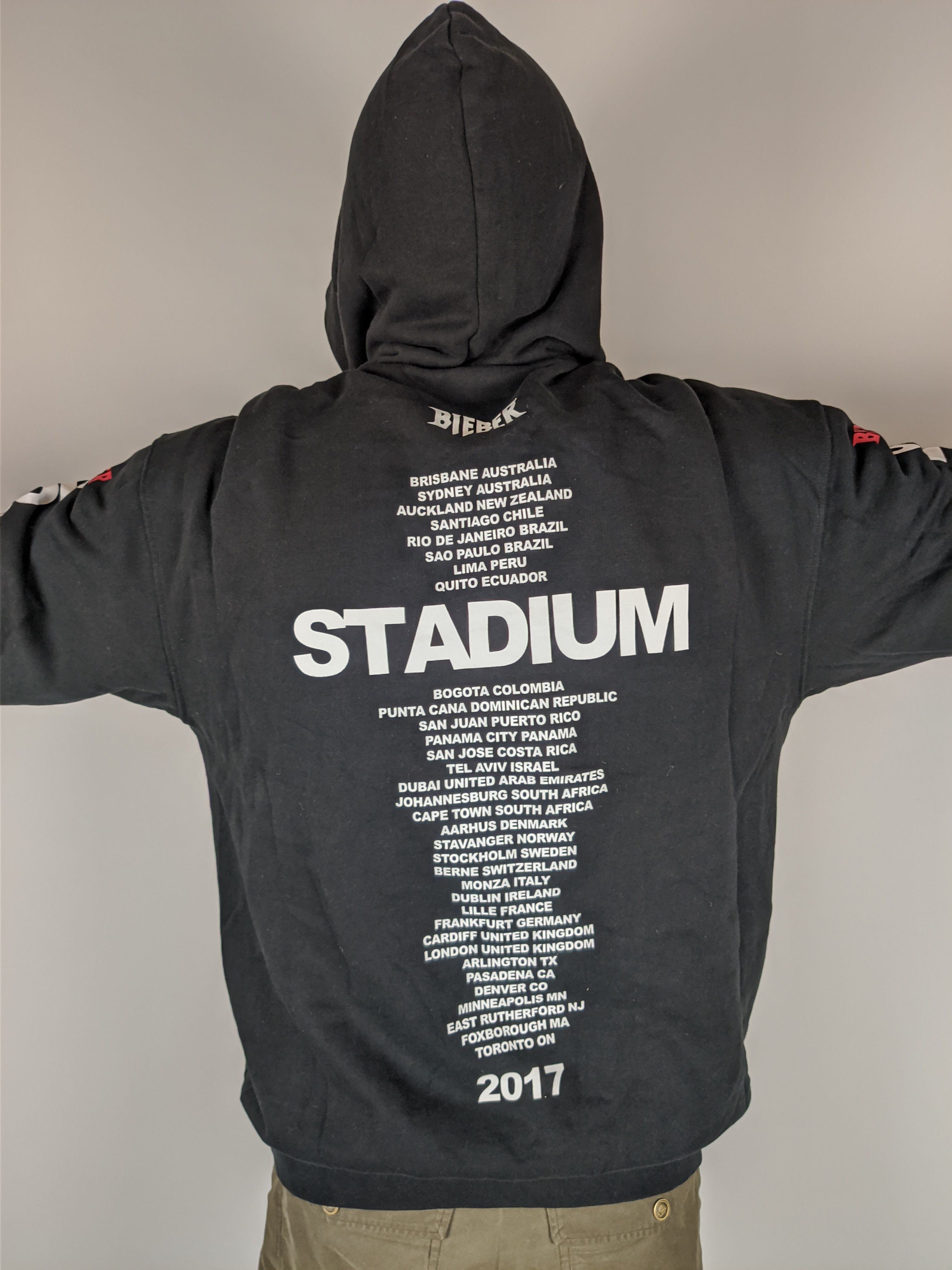 Justin Bieber 2017 Bieber Stadium Tour Hoodie Size US L / EU 52-54 / 3 - 9 Thumbnail