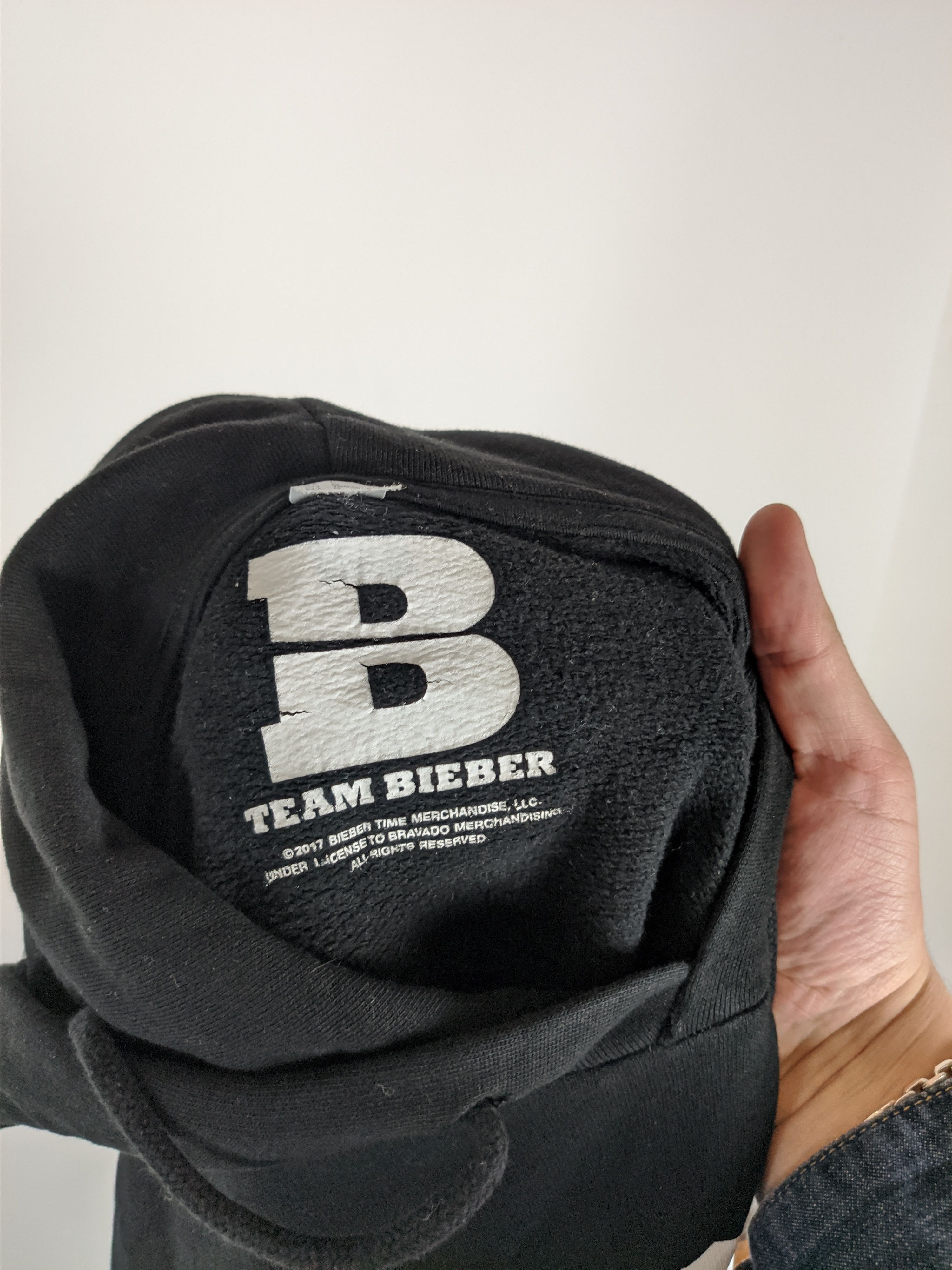 Justin Bieber 2017 Bieber Stadium Tour Hoodie Size US L / EU 52-54 / 3 - 10 Thumbnail