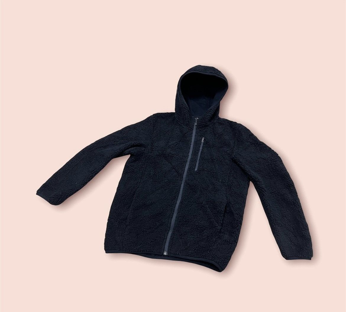 Japanese Brand × Jun Takahashi UNIQLO FLUFFY FLEECE HOODED JACKET Size US S / EU 44-46 / 1 - 4 Thumbnail