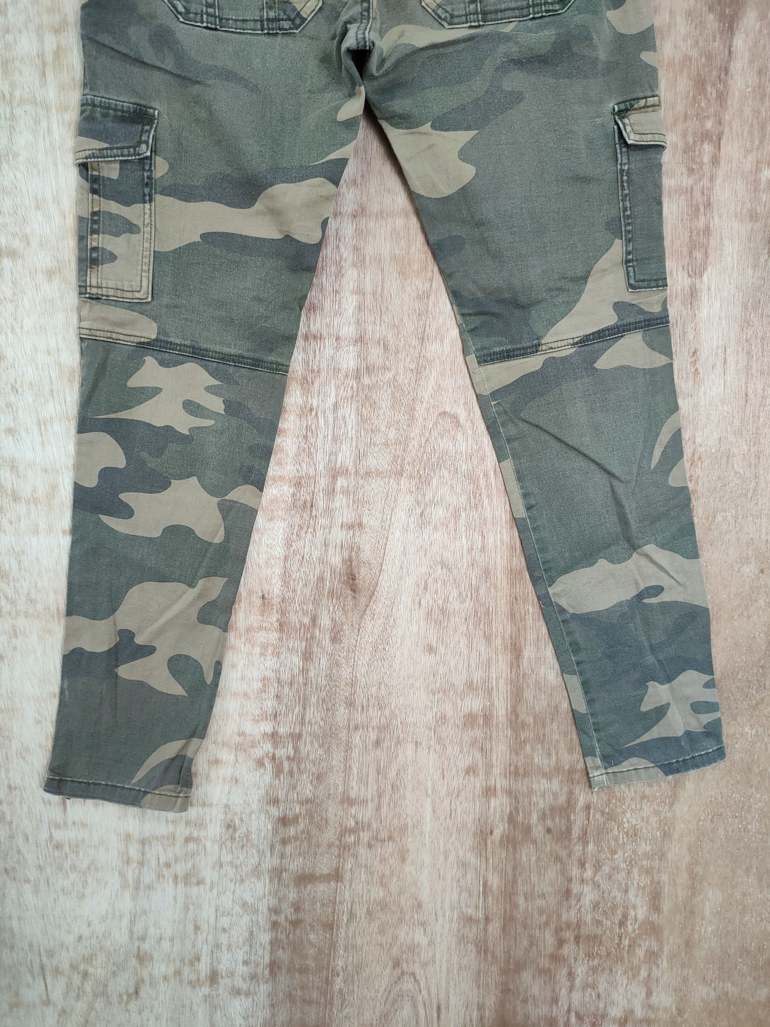 Japanese Brand DLL Flash Report skinny camo military cargo pants #726 Size 28" / US 6 / IT 42 - 7 Thumbnail