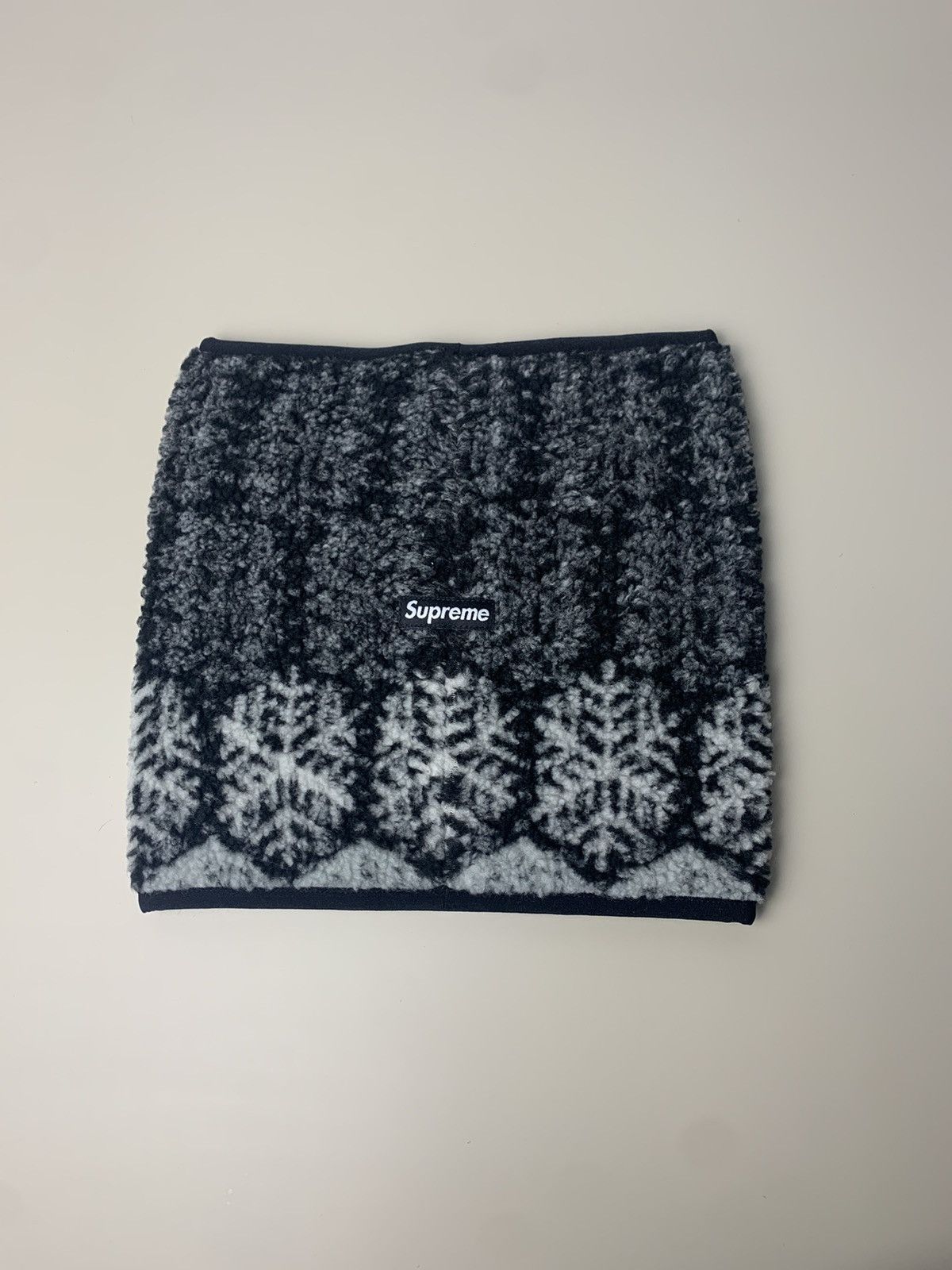 Polartec × Supreme 2018 Supreme Snowflake Polartec Neck Gaiter Mask Black Grey Size ONE SIZE - 3 Thumbnail