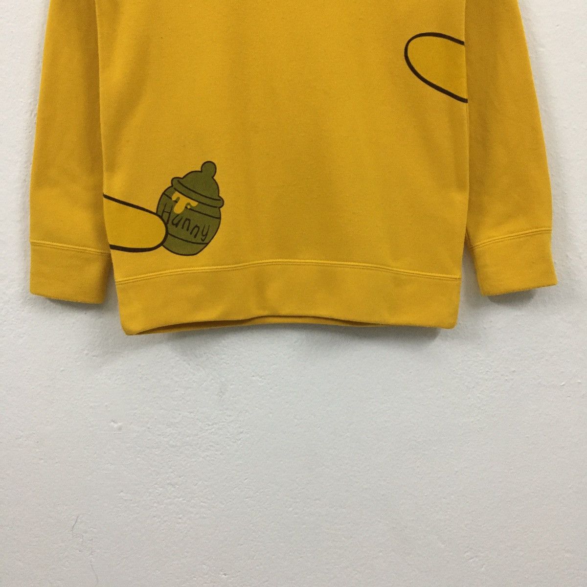 Cartoon Network × Disney Rare Pooh Big Back Hit Sweatshirt Pullover Size US XS / EU 42 / 0 - 5 Thumbnail