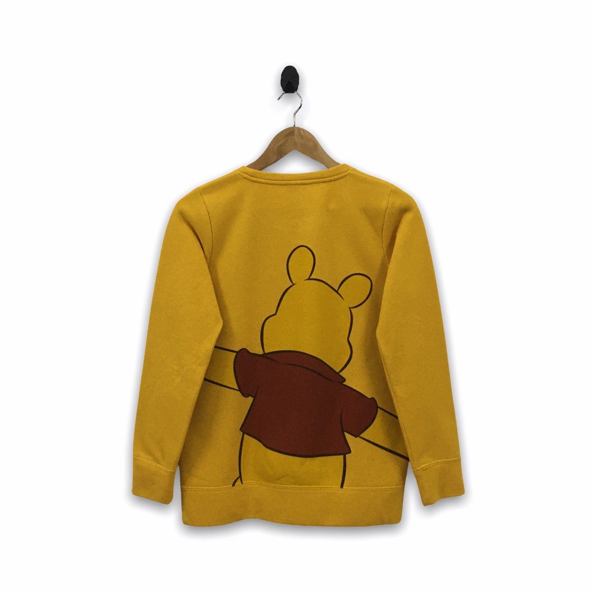 Rare Pooh Big Back Hit Sweatshirt Pullover