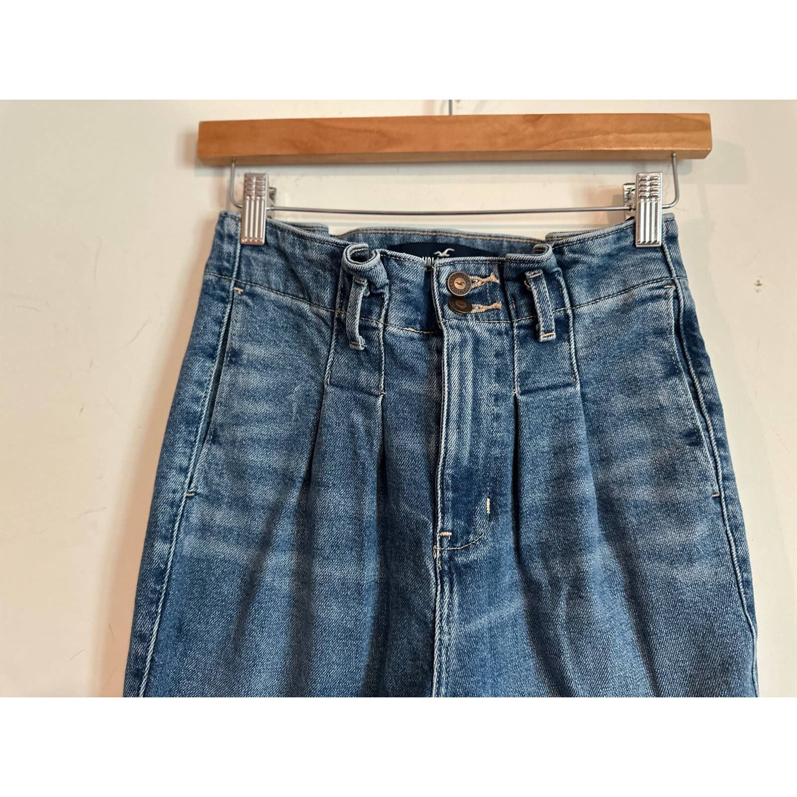 Hollister jeans size 0