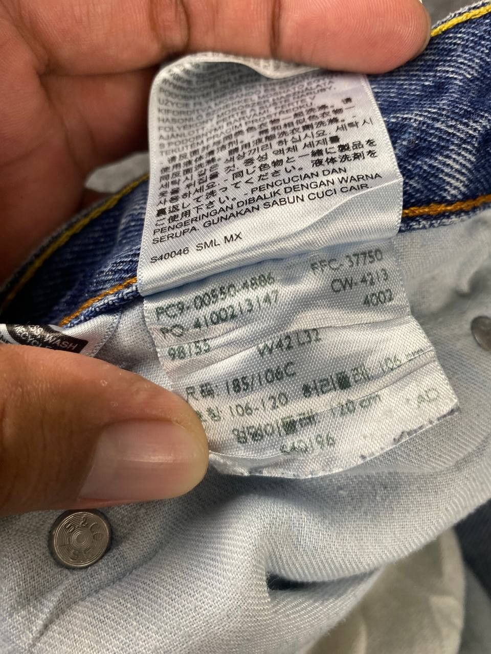 Levi's levis 550 faded denim distressed Size US 43 - 13 Thumbnail