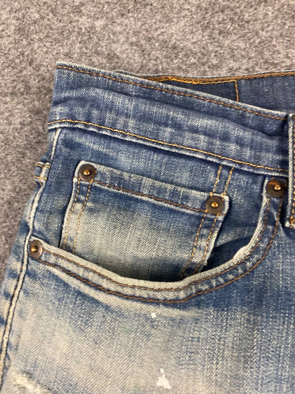Levi's levis 541 athletic fit distressed denim Size US 35 - 12 Thumbnail