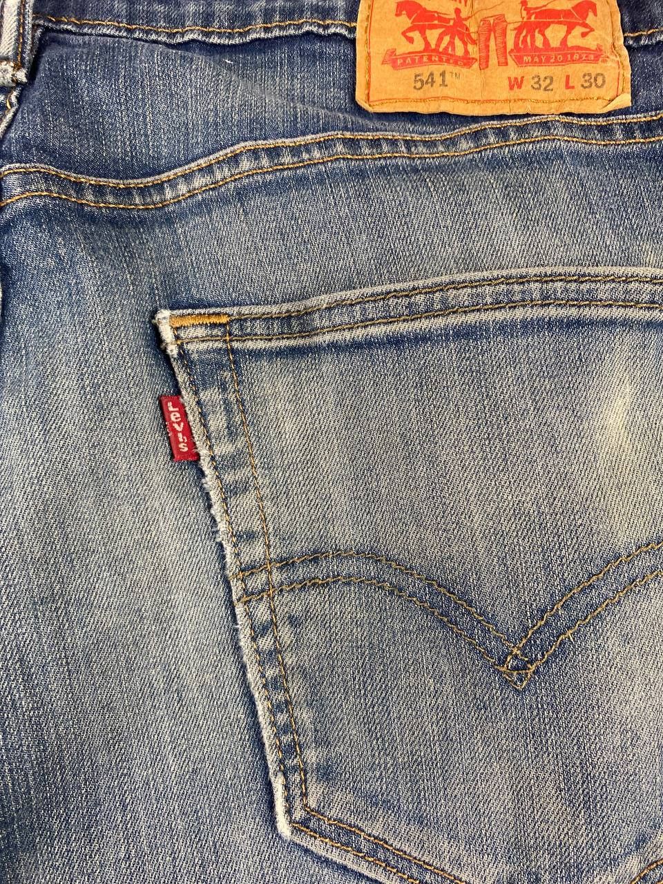 Levi's levis 541 athletic fit distressed denim Size US 35 - 5 Thumbnail