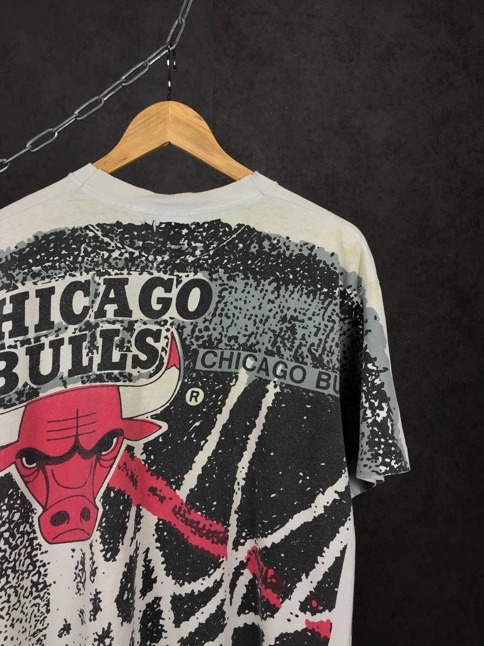 NBA Chicago bulls NBA vintage overprinted made in USA tee Size US L / EU 52-54 / 3 - 5 Thumbnail