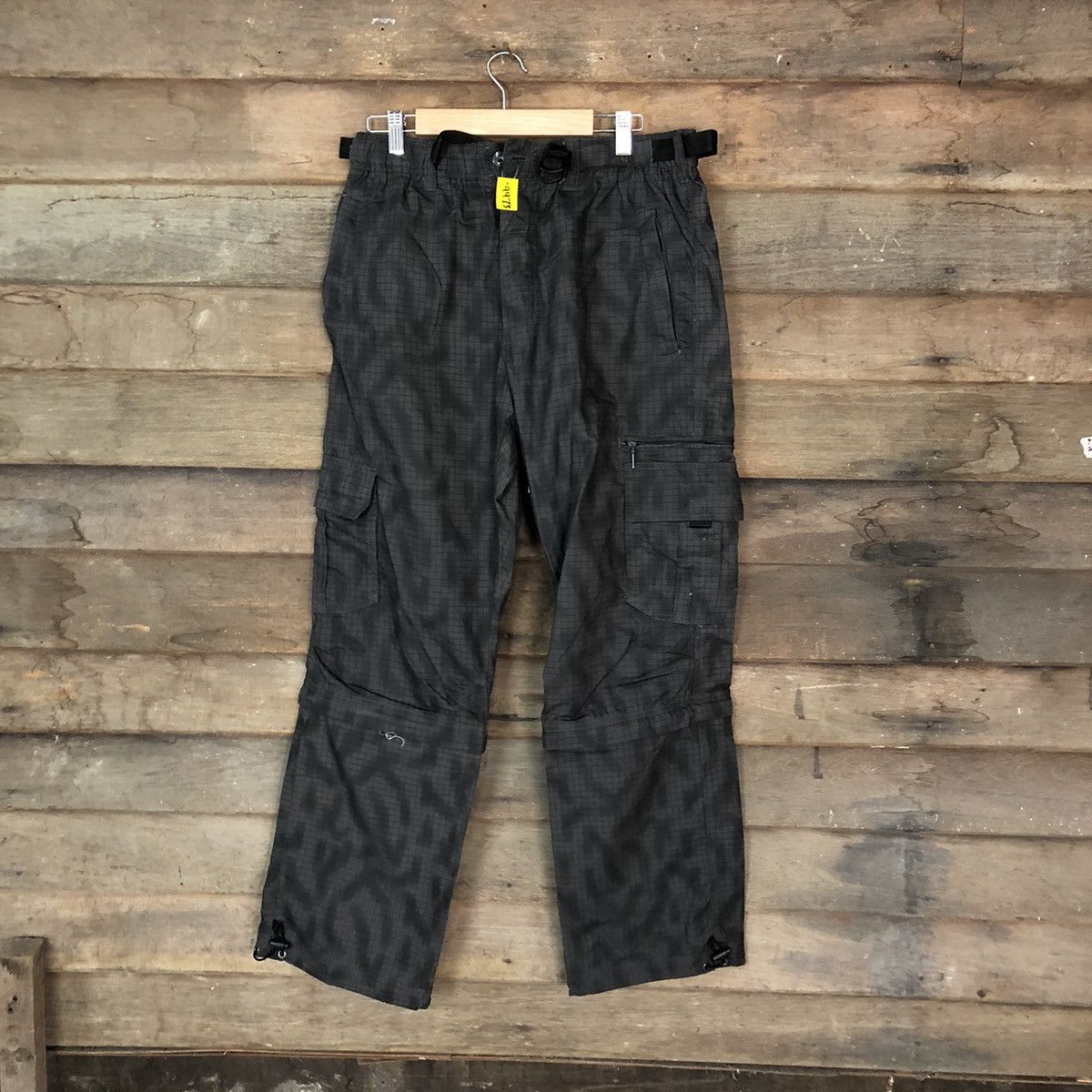 Japanese Brand Black pattern multipocket tactical utility Cargo Pants #4472 Size US 33 - 1 Thumbnail