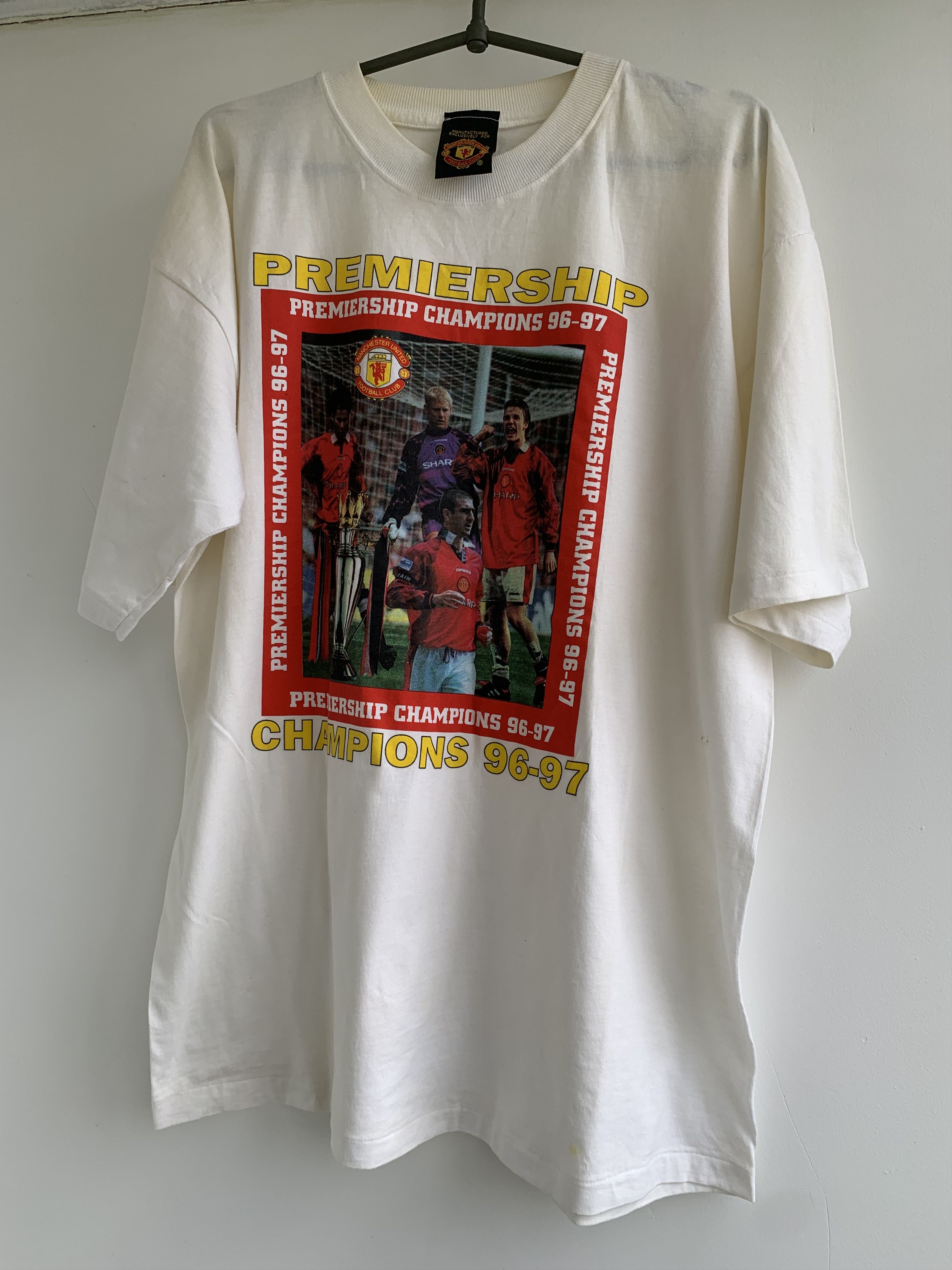 Vintage Vintage Manchester United 1996 Champions t shirt Size US XL / EU 56 / 4 - 4 Thumbnail