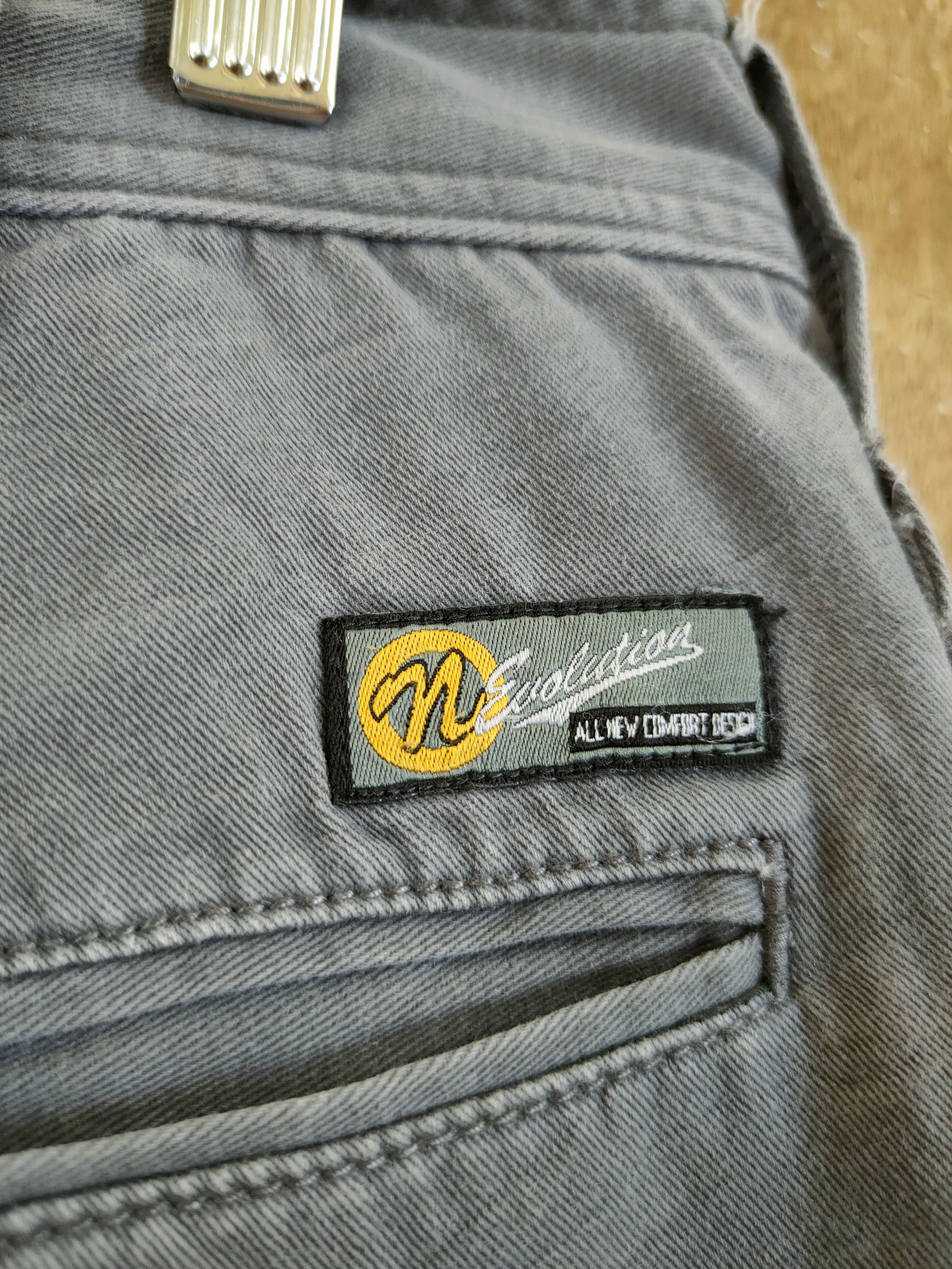 Japanese Brand Japan distressed thrashed utility cargo pants #46-696 Size US 33 - 10 Thumbnail