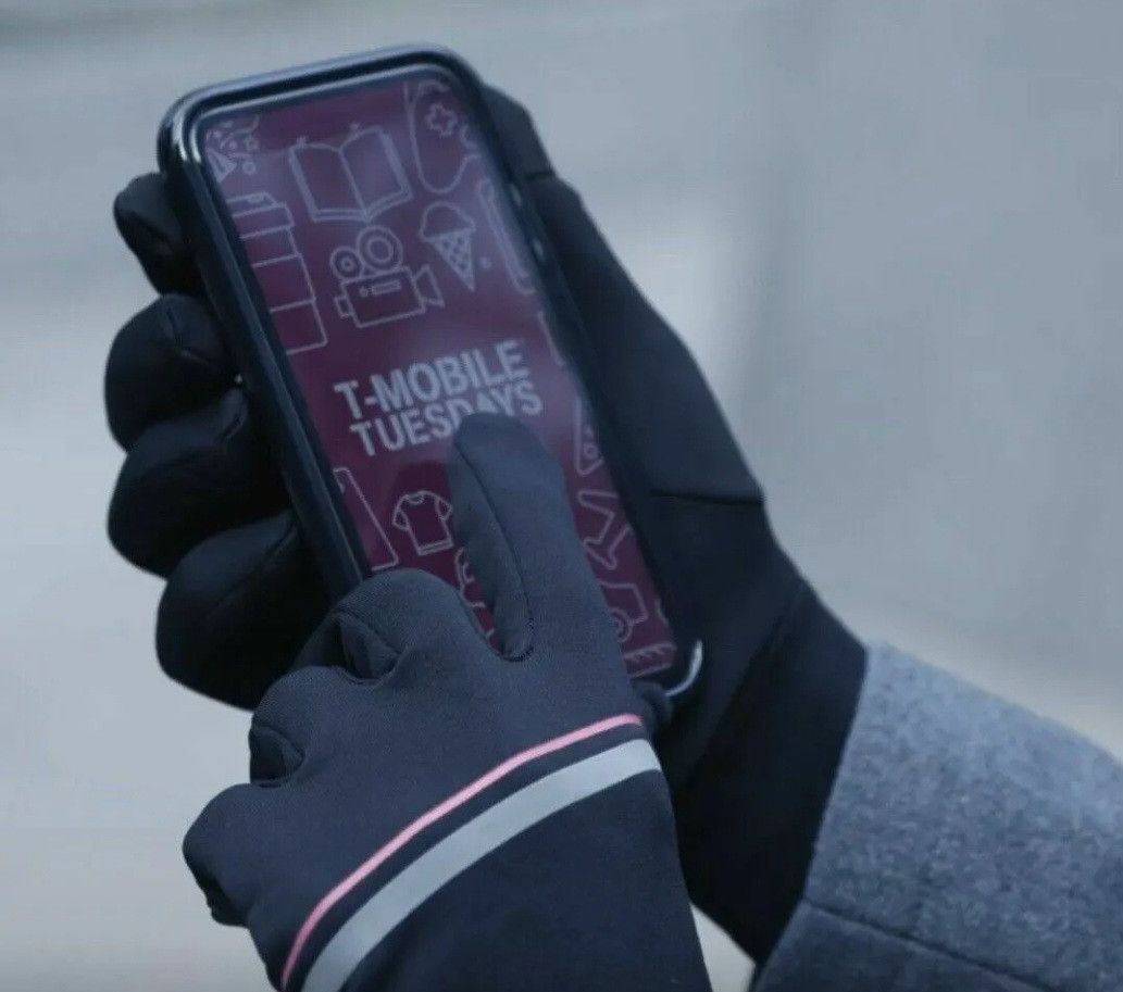 Other Tmobile Black Pink Logo Touch Screen Gloves S/M Small Medium Size ONE SIZE - 1 Thumbnail