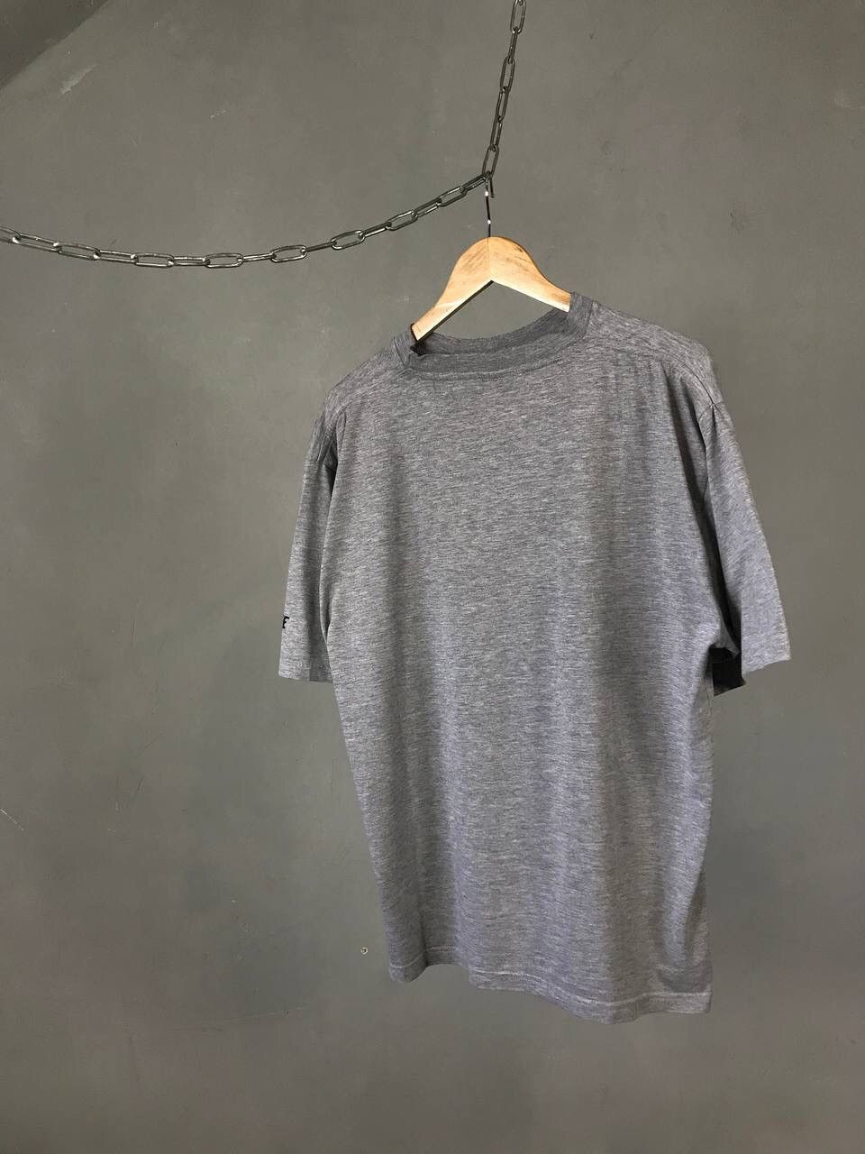 Nike × Vintage Nike Swoosh Streetwear Center Logo Vintage Tee Size US XL / EU 56 / 4 - 10 Thumbnail