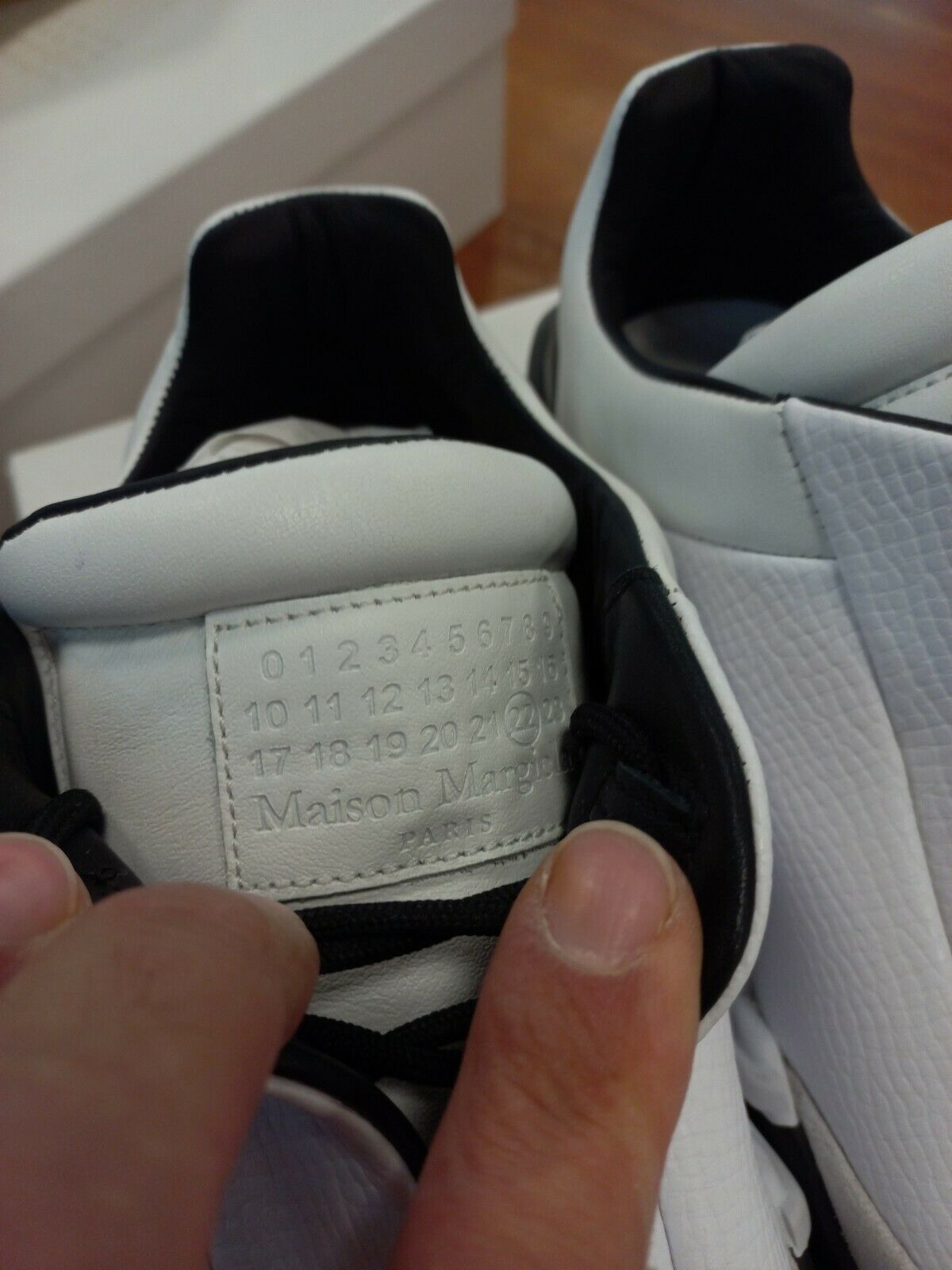 Maison Margiela Sneakers S37WS0493 in White and Grey Size US 10 / EU 43 - 9 Thumbnail