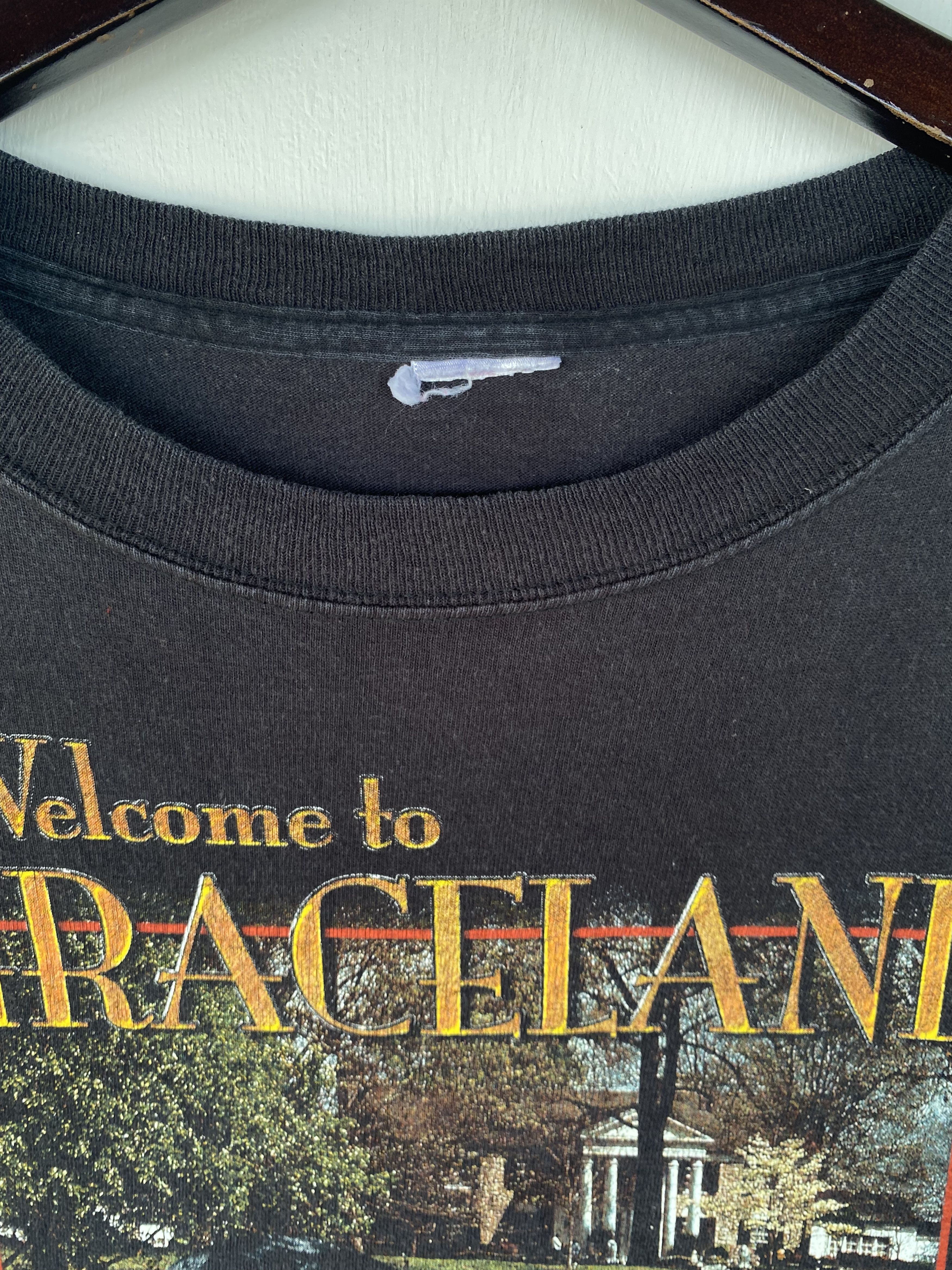 Band Tees Vintage 90s ELVIS PRESLEY singer welcome to graceland shirt Size US XL / EU 56 / 4 - 4 Thumbnail