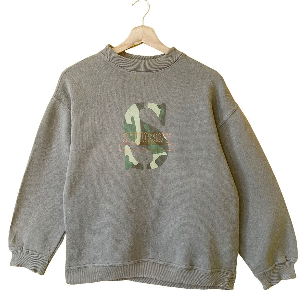 Stussy 90s Stussy Camo Big Logo Pullover Crewneck Sweatshirt Size S Size US S / EU 44-46 / 1 - 3 Thumbnail