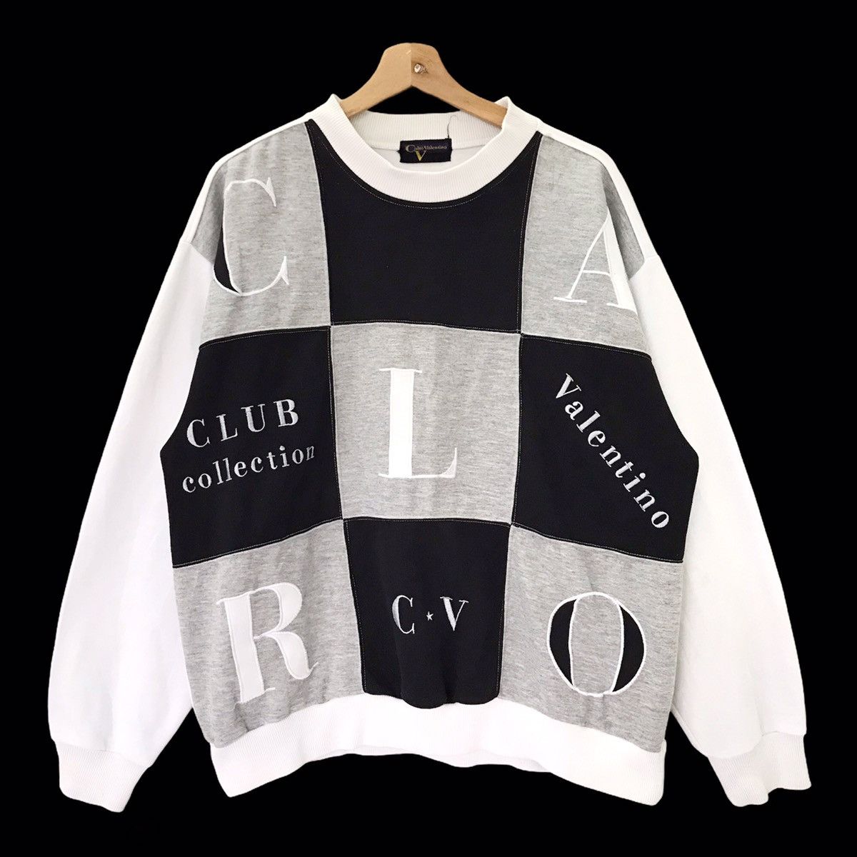 Japanese Brand Vintage 90’s Calro Valentino Crewneck Sweatshirt Size L Size US L / EU 52-54 / 3 - 1 Thumbnail