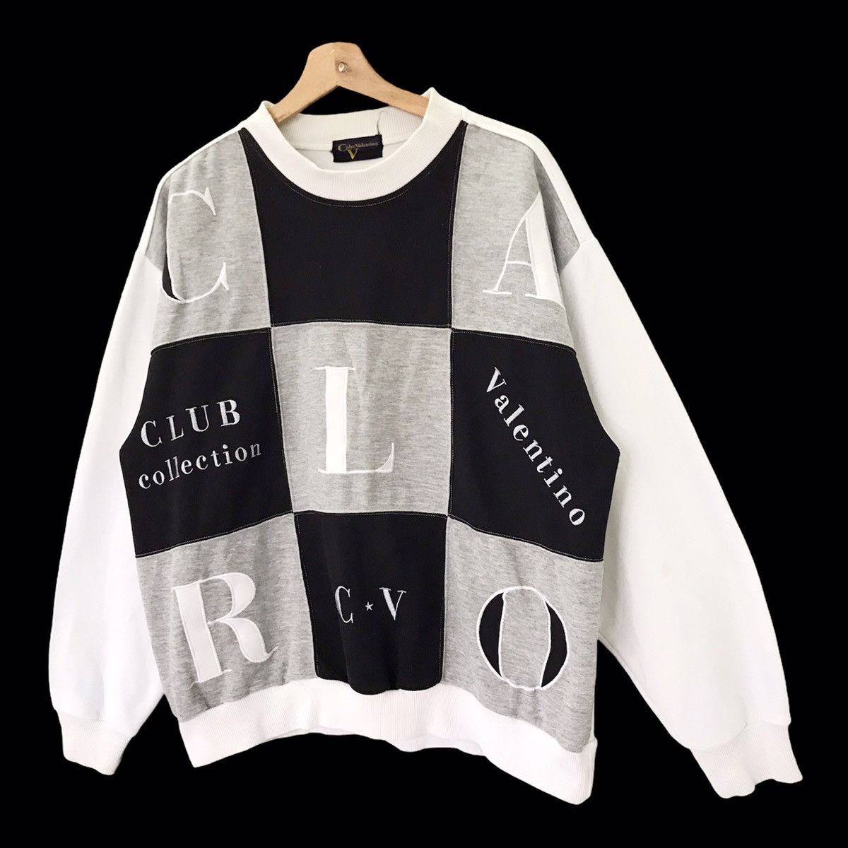 Japanese Brand Vintage 90’s Calro Valentino Crewneck Sweatshirt Size L Size US L / EU 52-54 / 3 - 3 Thumbnail