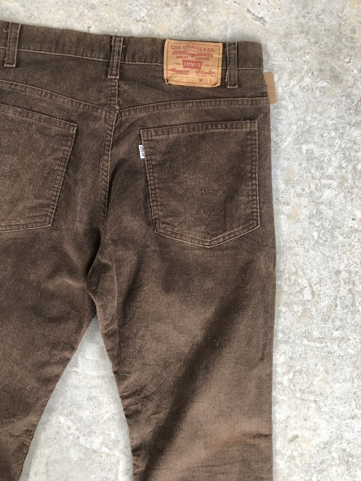 Levi's Vintage 80’s Levi’s Corduroy Flared Jeans 517 Size US 32 / EU 48 - 9 Thumbnail