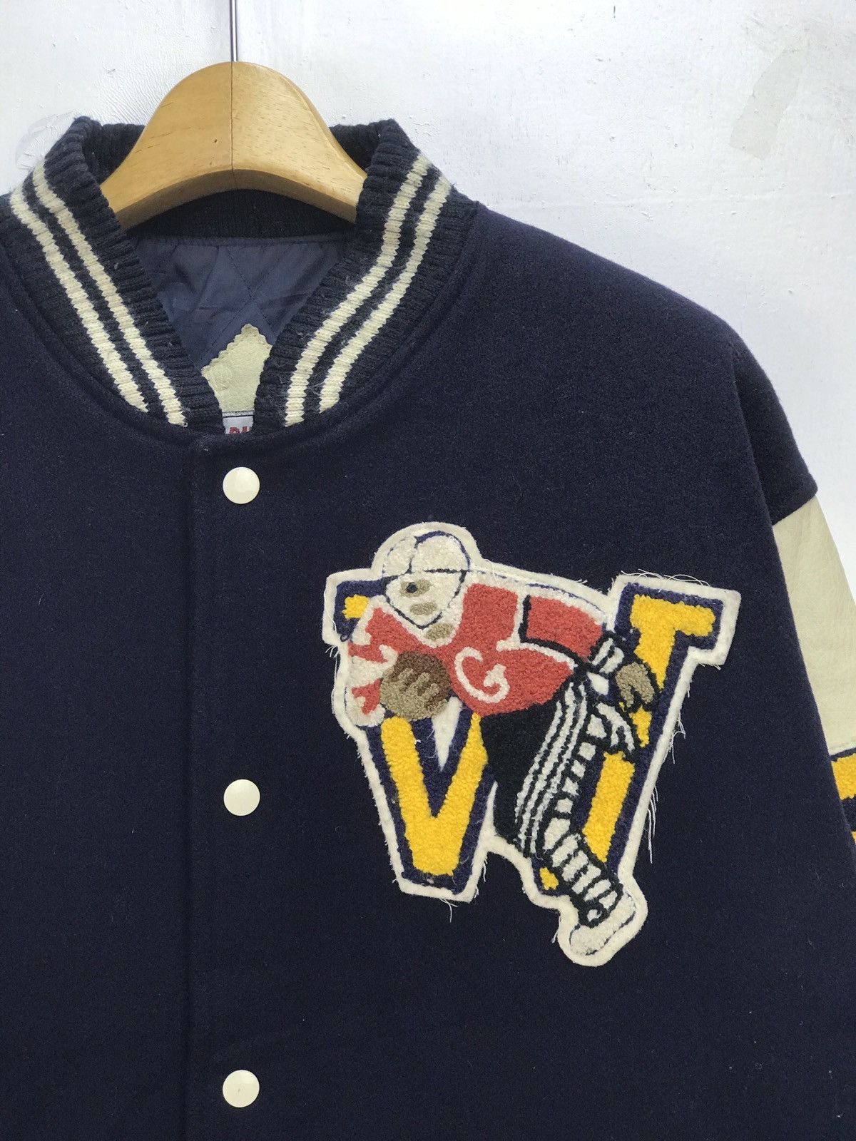 Vintage Vintage Funny Bear Oakland Letterman Varsity Jacket Size US M / EU 48-50 / 2 - 3 Thumbnail