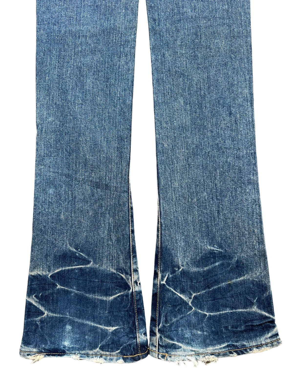 Japanese Brand Japanese Faded Distressed Denim Flare Jeans 28x32 Size 28" / US 6 / IT 42 - 7 Thumbnail