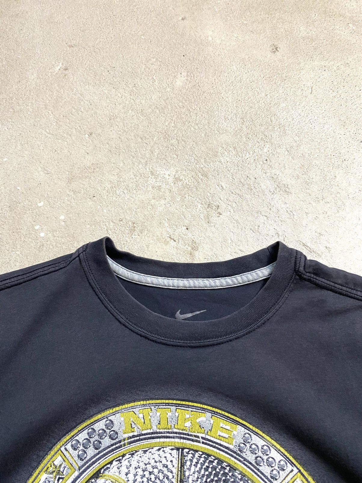Nike Vintage Faded Nike T Shirt Rhinestones Ball Travis Scott Size US M / EU 48-50 / 2 - 8 Thumbnail