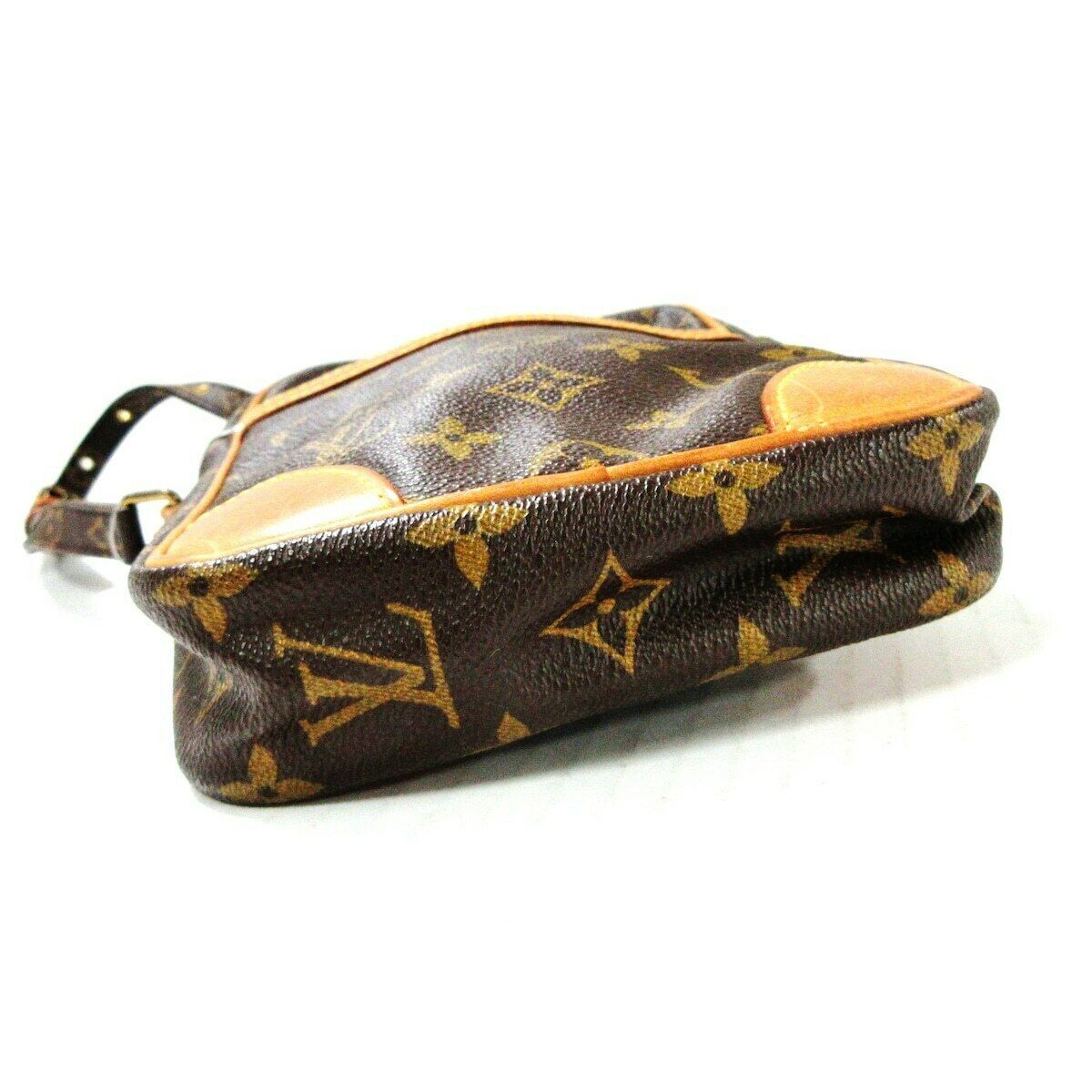 Louis Vuitton Danube Crossbody Bag Size ONE SIZE - 4 Thumbnail