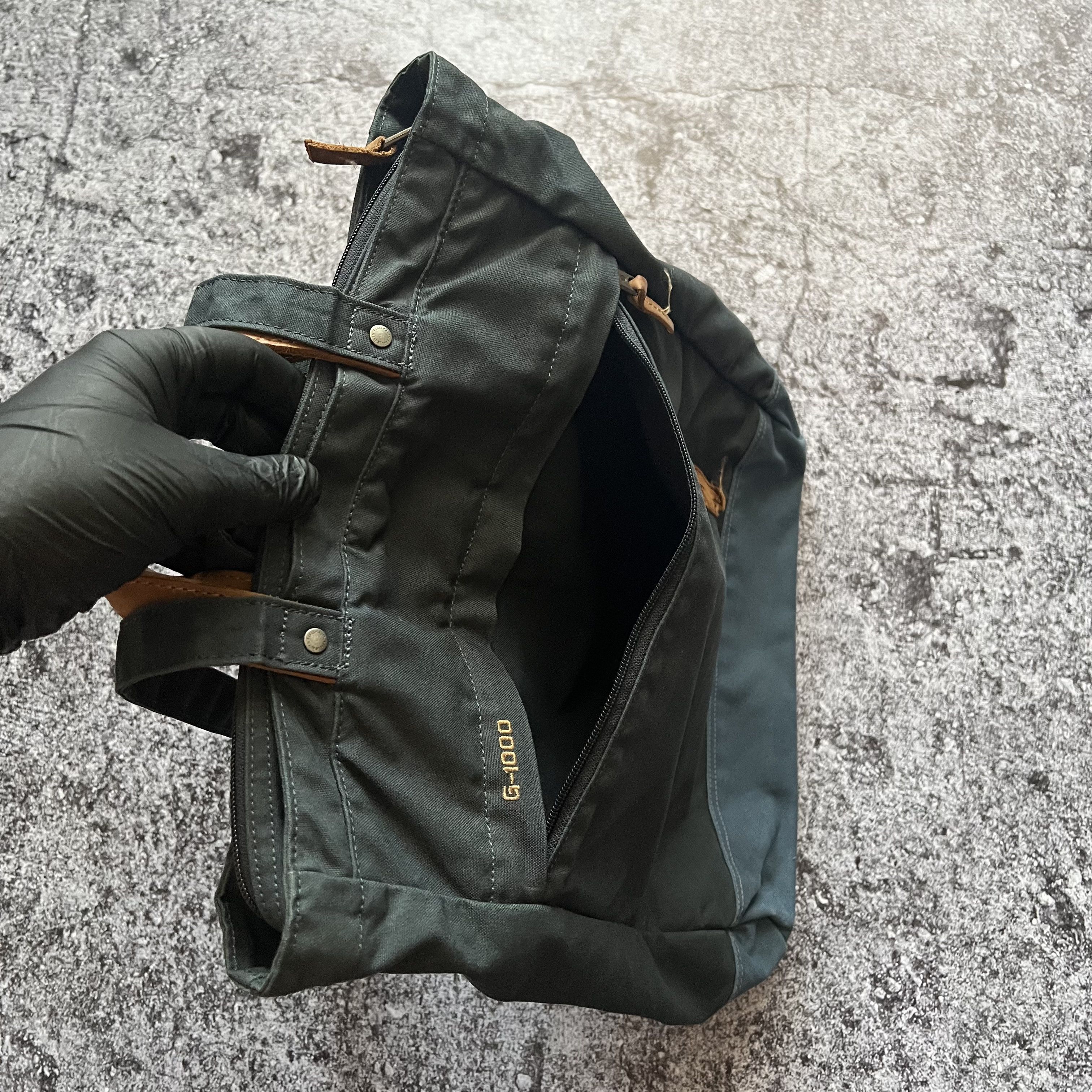 Fjallraven Fjallraven Totepack No. 1 G-1000 Backpack Messenger Bag Size ONE SIZE - 7 Thumbnail