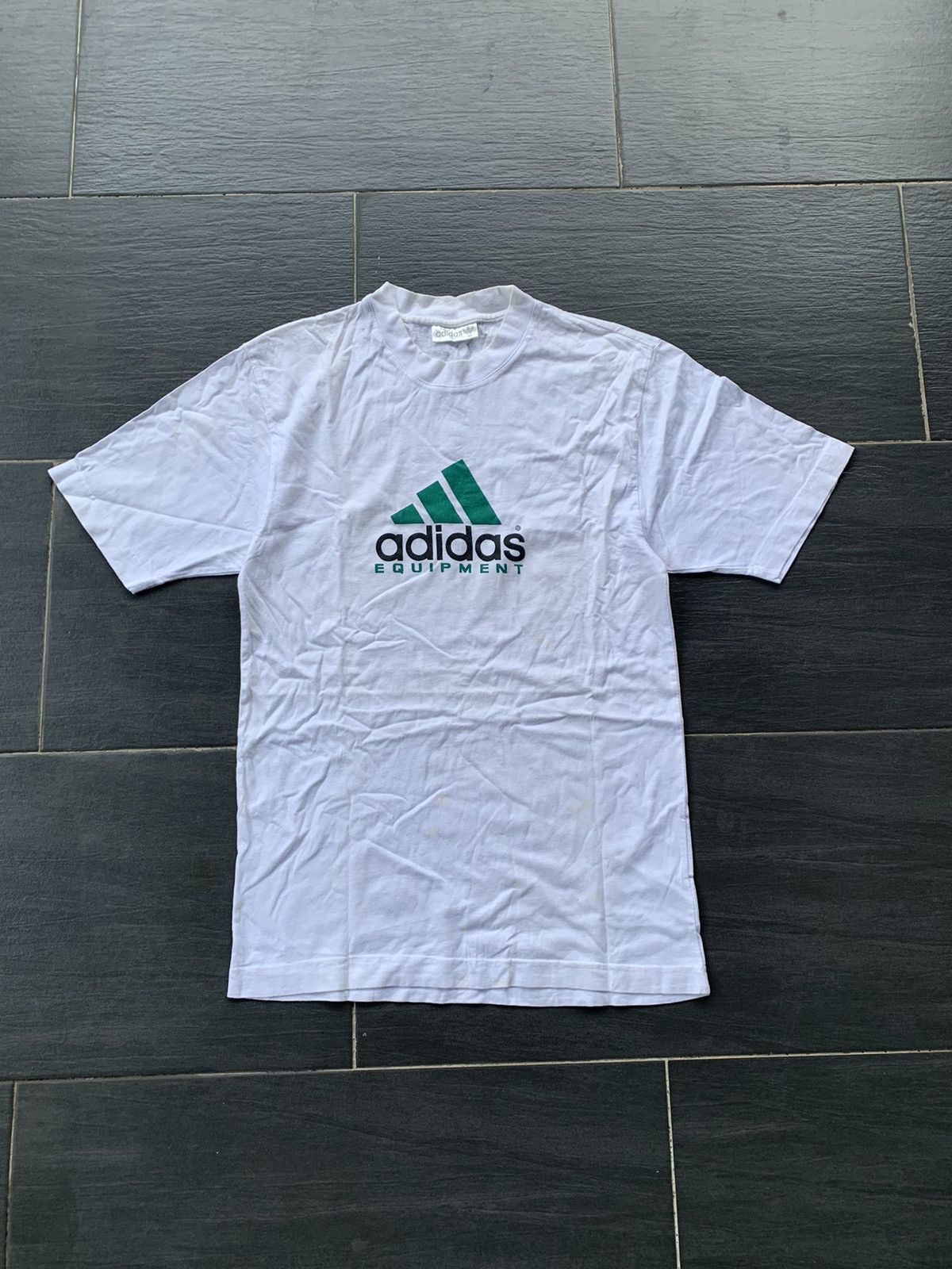 Adidas Vintage Adidas Equipment T- Shirt Size US S / EU 44-46 / 1 - 1 Thumbnail