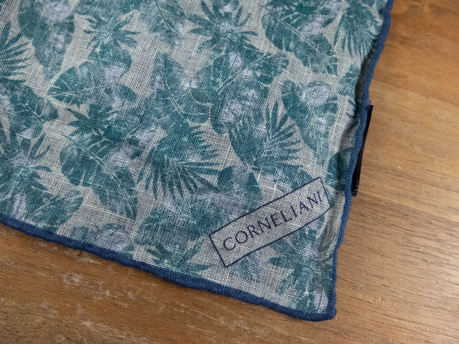 Corneliani CORNELIANI green floral print linen pocket square authentic Size ONE SIZE - 3 Thumbnail