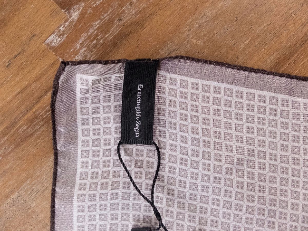 Ermenegildo Zegna ERMENEGILDO ZEGNA brown beige silk pocket square authentic Size ONE SIZE - 4 Thumbnail