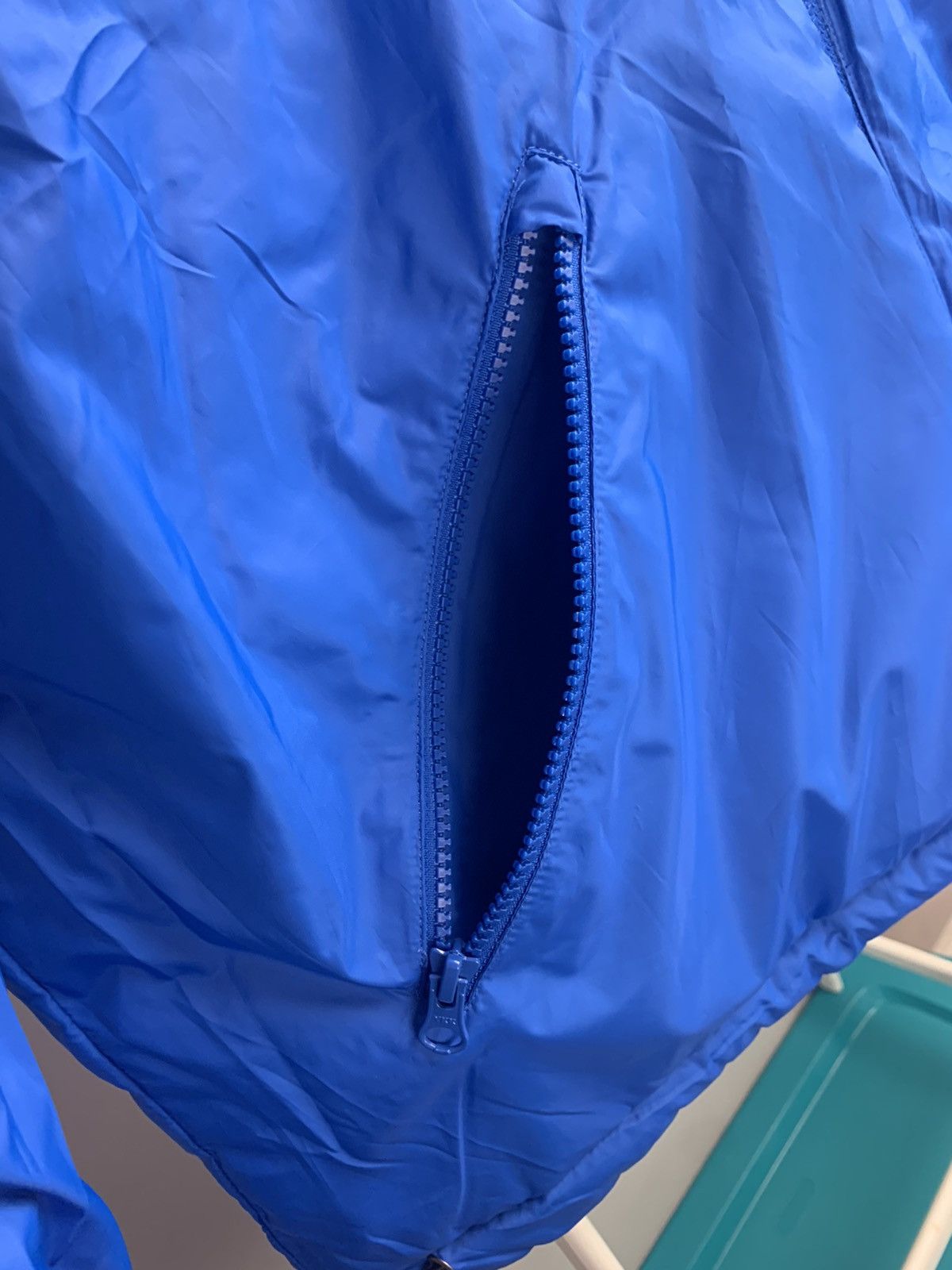 Supreme 2020 Supreme Watches Reversible Puffy Jacket Blue Medium Size US M / EU 48-50 / 2 - 13 Thumbnail