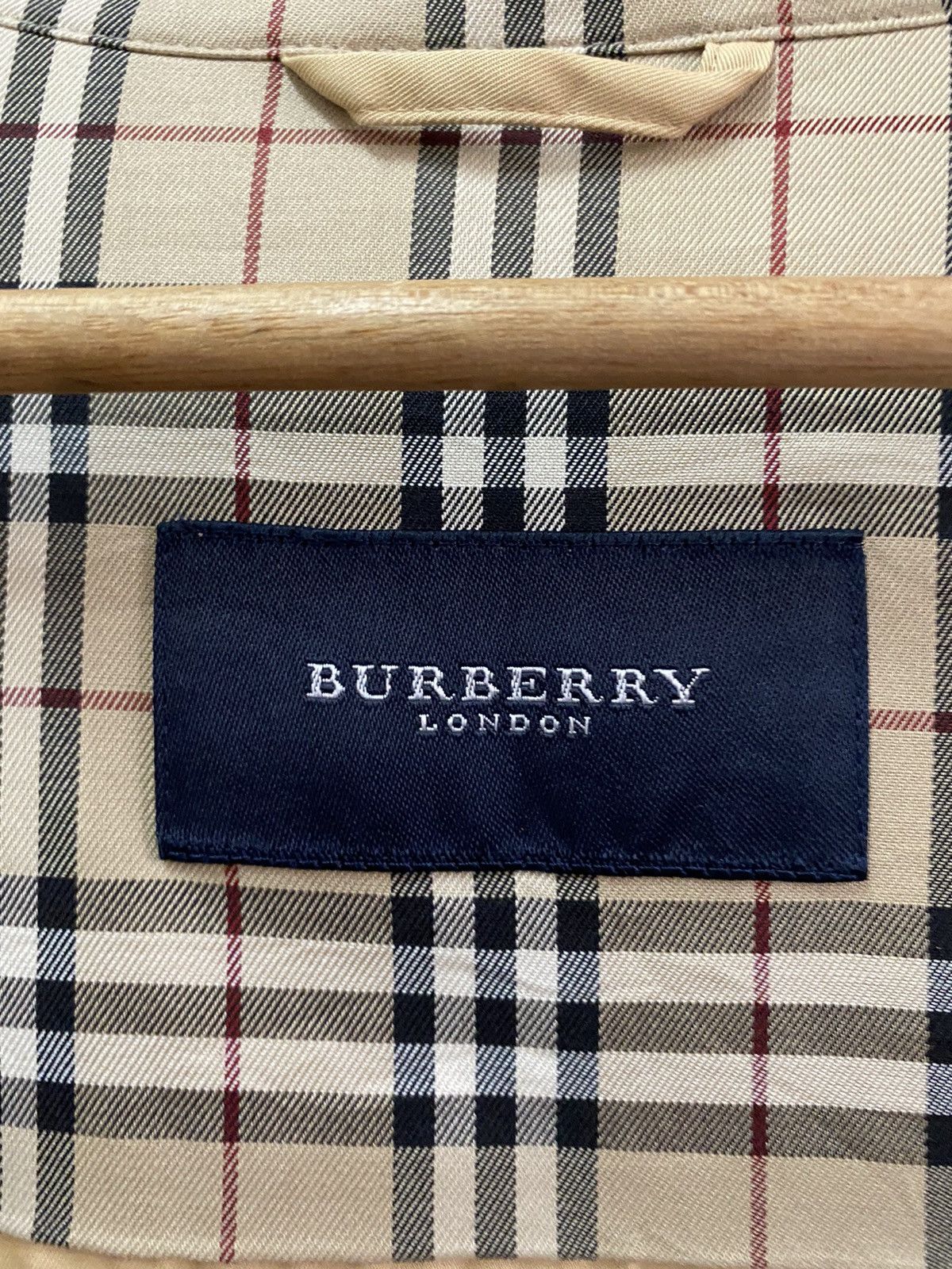 Burberry BURBERRY LONDON DOUBLE POCKET BUTTON COLLAR JACKET Size US M / EU 48-50 / 2 - 7 Thumbnail
