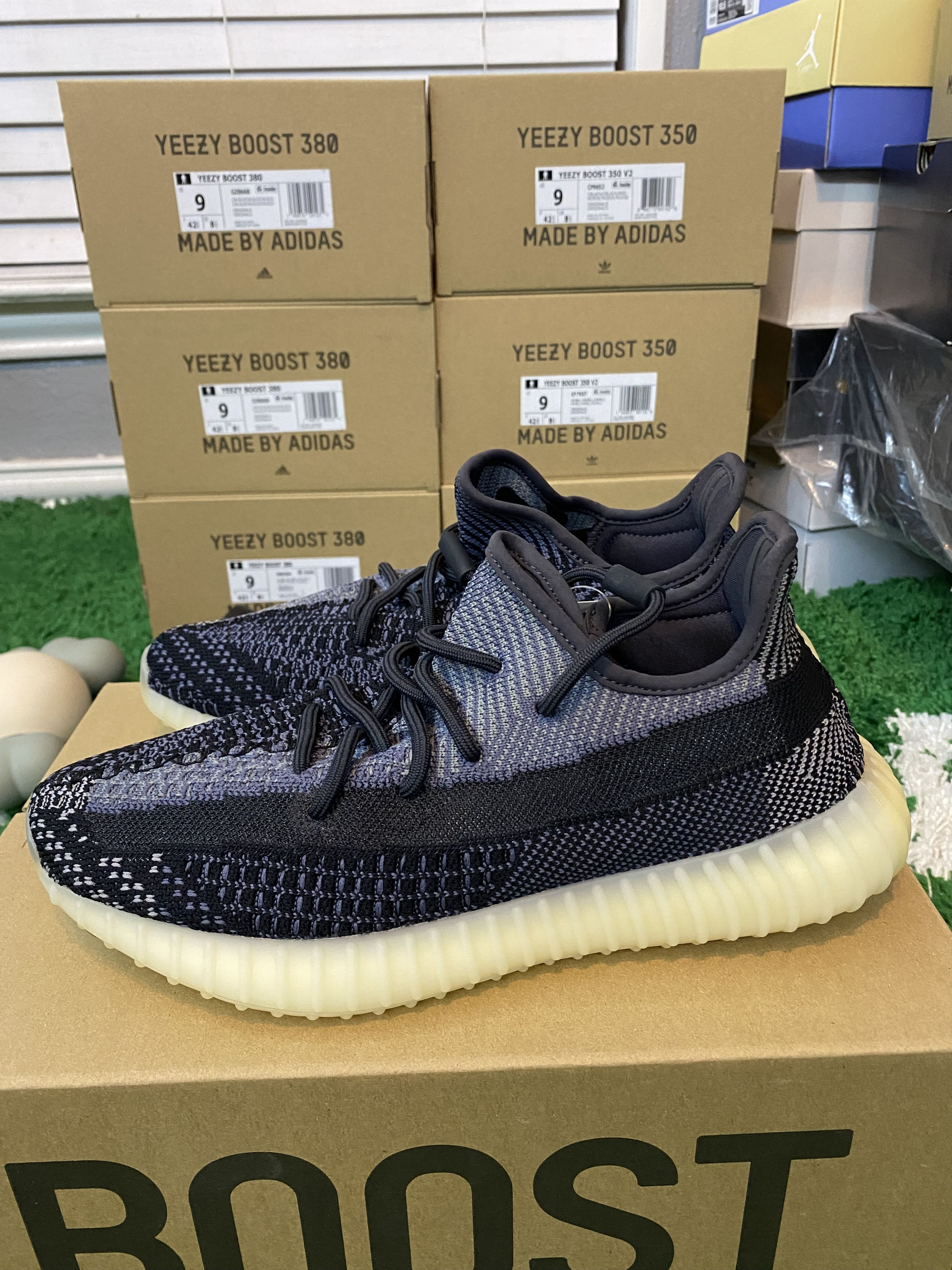 Adidas × Kanye West Yeezy Boost 350 V2 - Carbon - FZ5000 Size US 9 / EU 42 - 5 Thumbnail