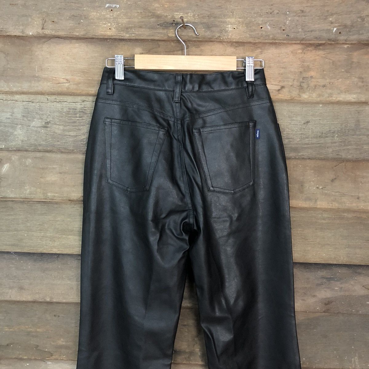 Leather DL Wrangler Black Straight synthetic Leather Pants #3366 Size 26" / US 2 / IT 38 - 9 Thumbnail