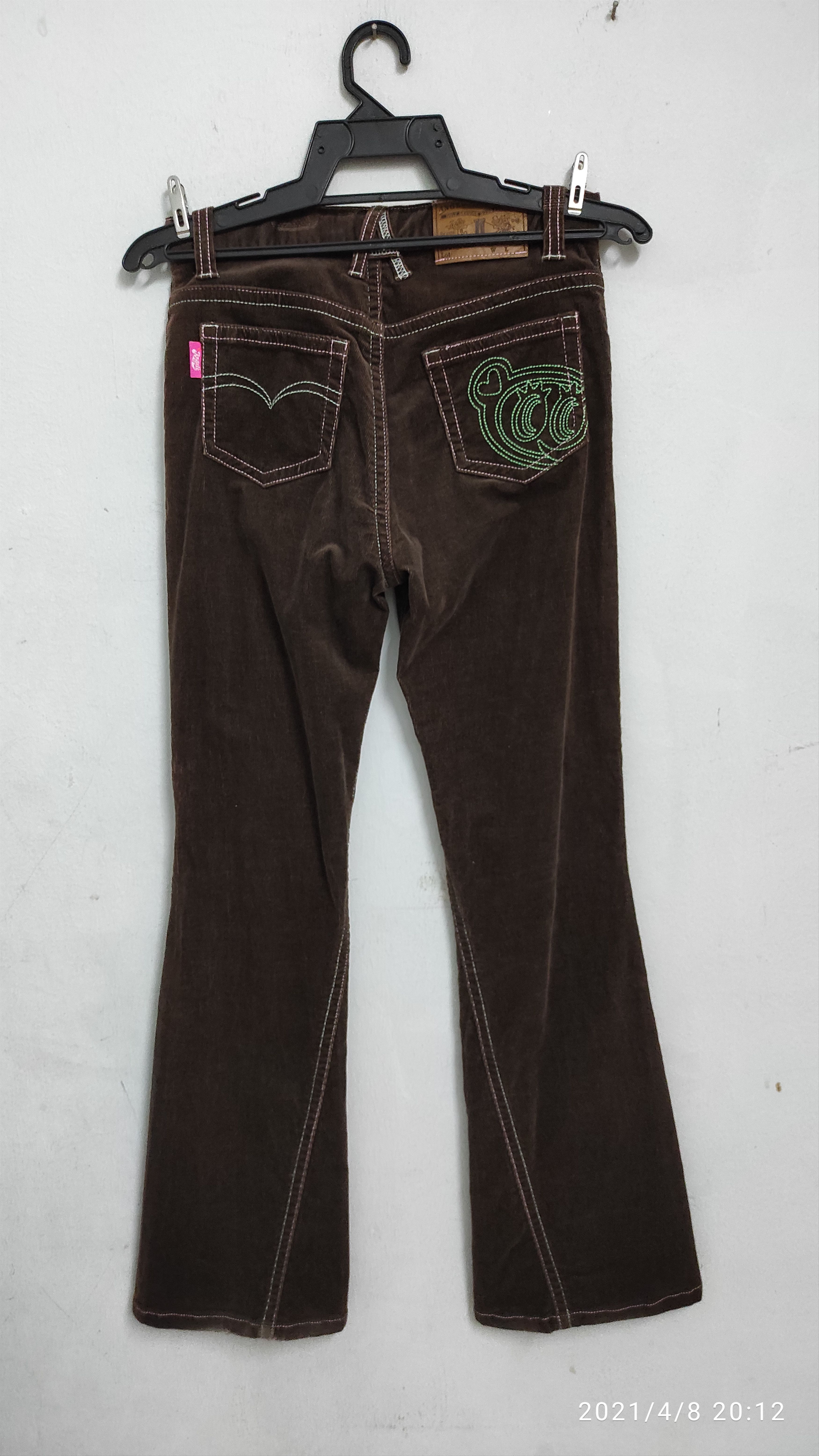 Angel Blue Archive Angel Blue Velvet Flair velvet embroidered jeans Size 27" / US 4 / IT 40 - 2 Thumbnail